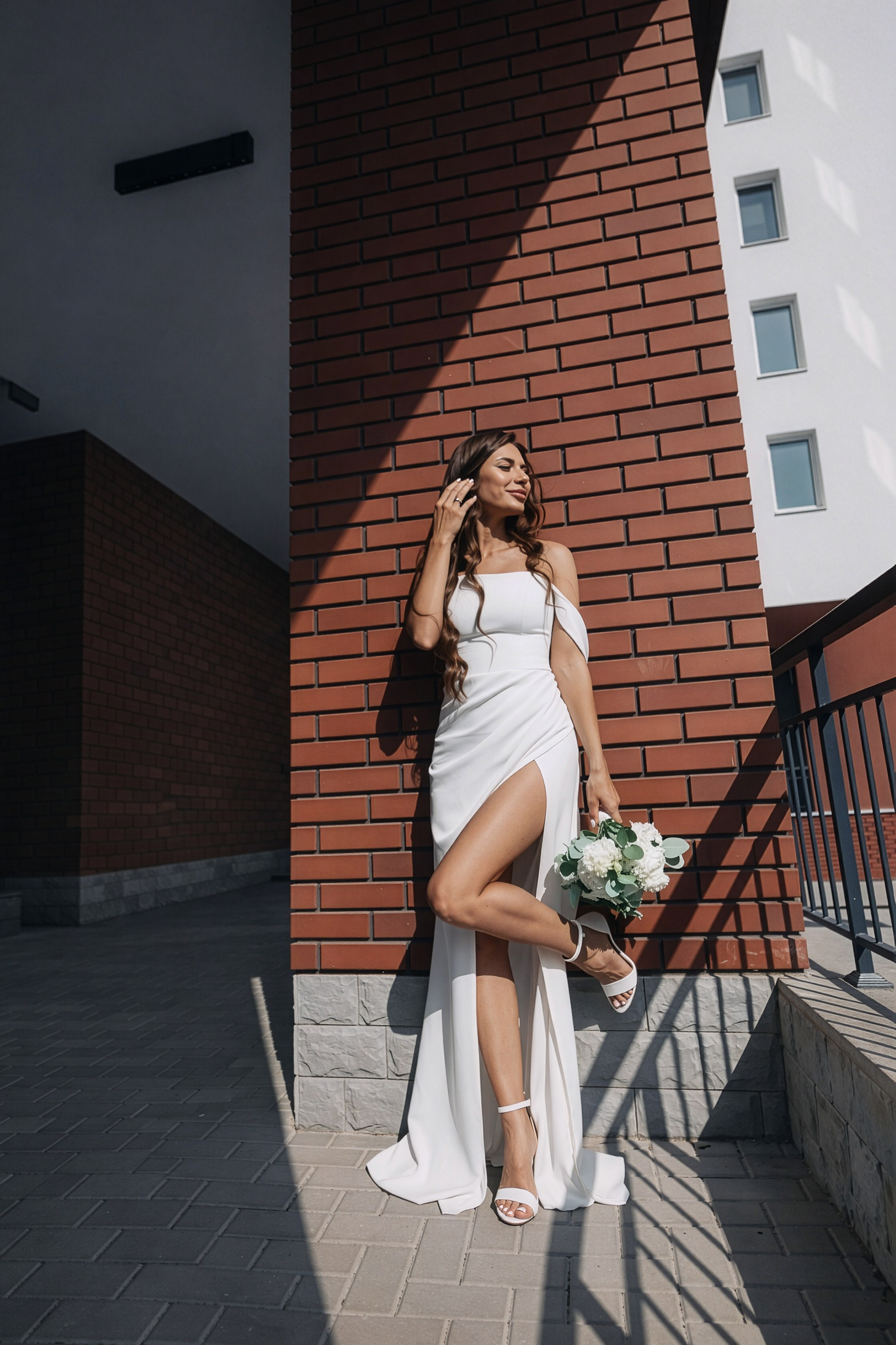 Свадебная прогулка в Екатеринбурге — Фотосессия Александра и Екатерины. Фотограф Дмитрий Судаков — Свадебная и репортажная съемка в Екатеринбурге и Москве