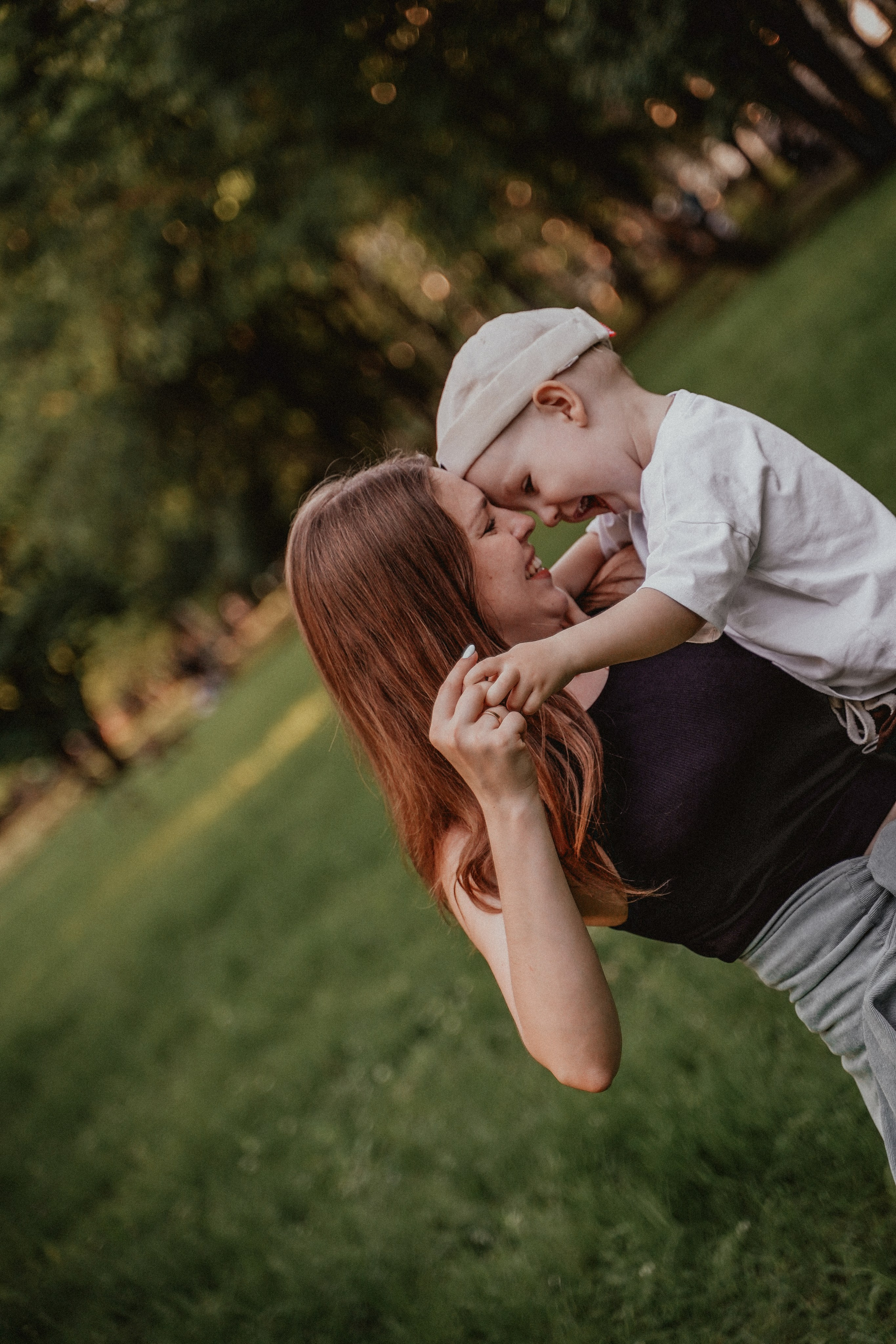 Семейная фотосессия со скейтом и самокатом. Семейный и женский фотограф в Краснодаре Анастасия Приймак
