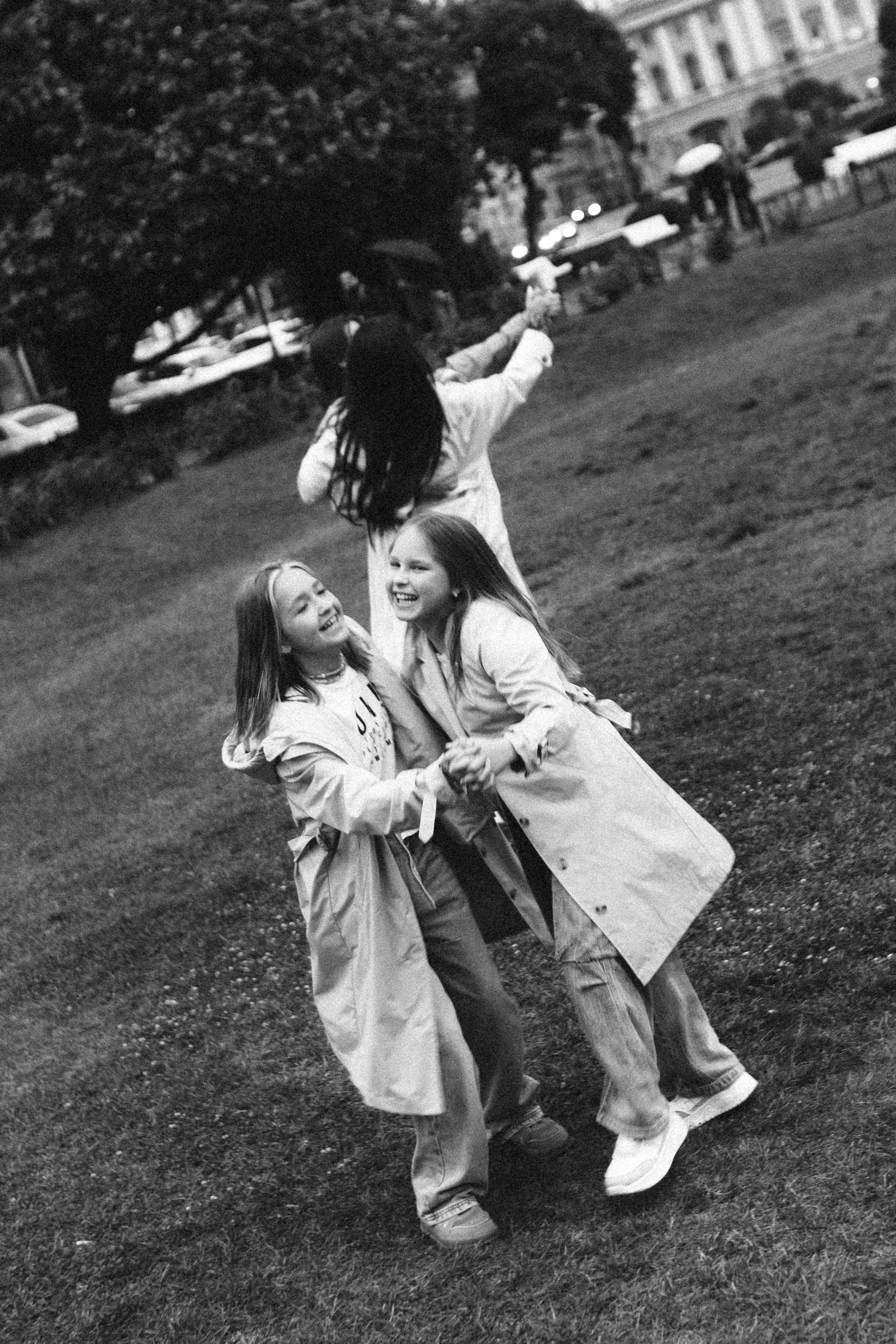 Семейная прогулочная фотосессия в Санкт-Петербурге. Фотограф в Санкт-Петербурге Кристина Брянская