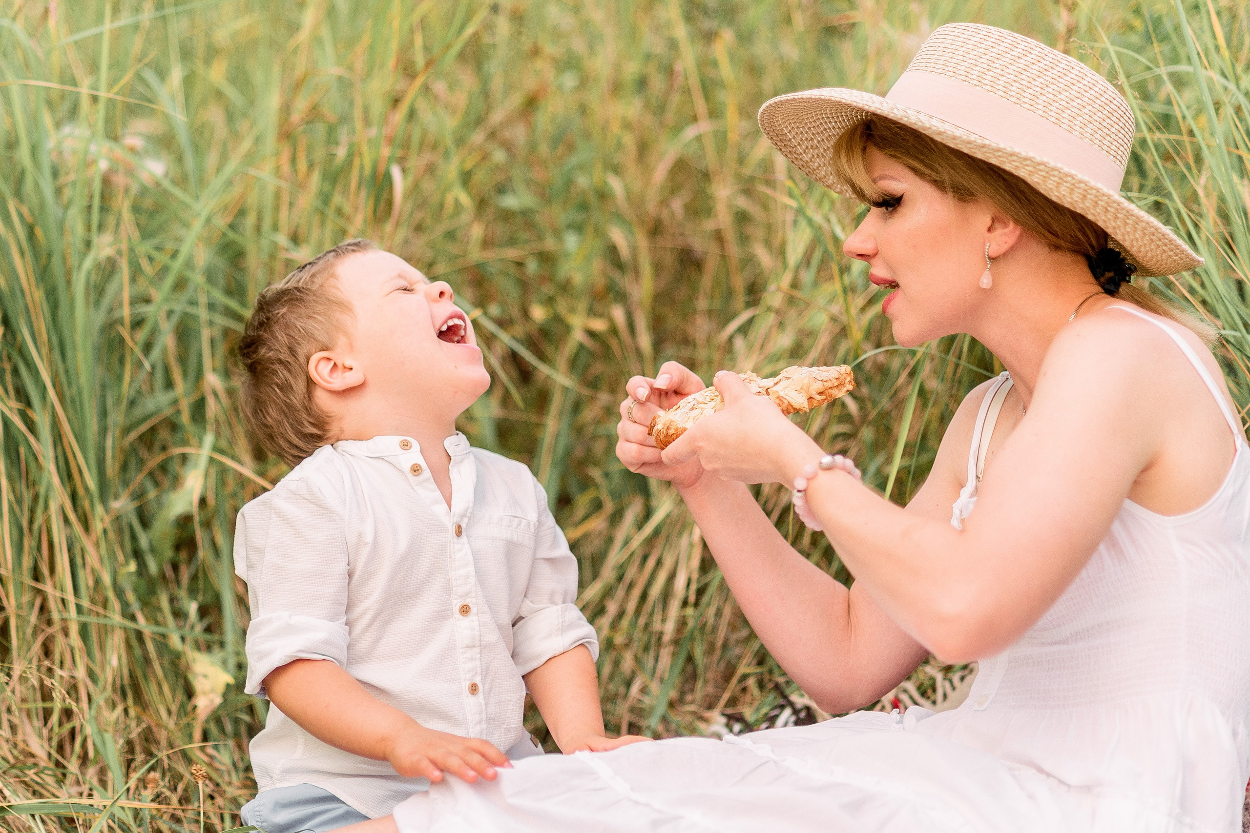 В поле. Фотограф Юлия Попова