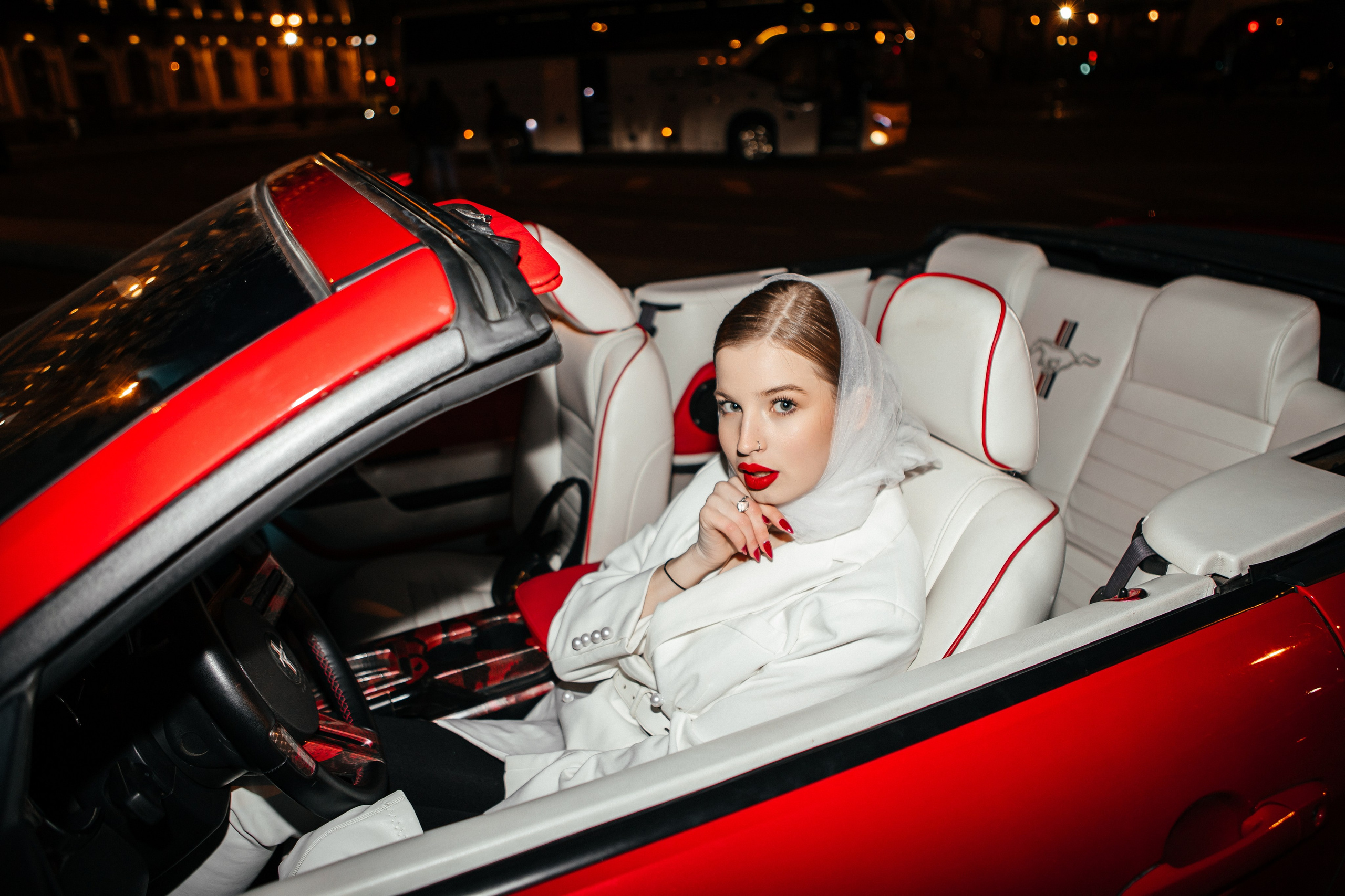 Алена — ночной кабриолет. Elena Sova — семейный и женский фотограф в Санкт-Петербурге