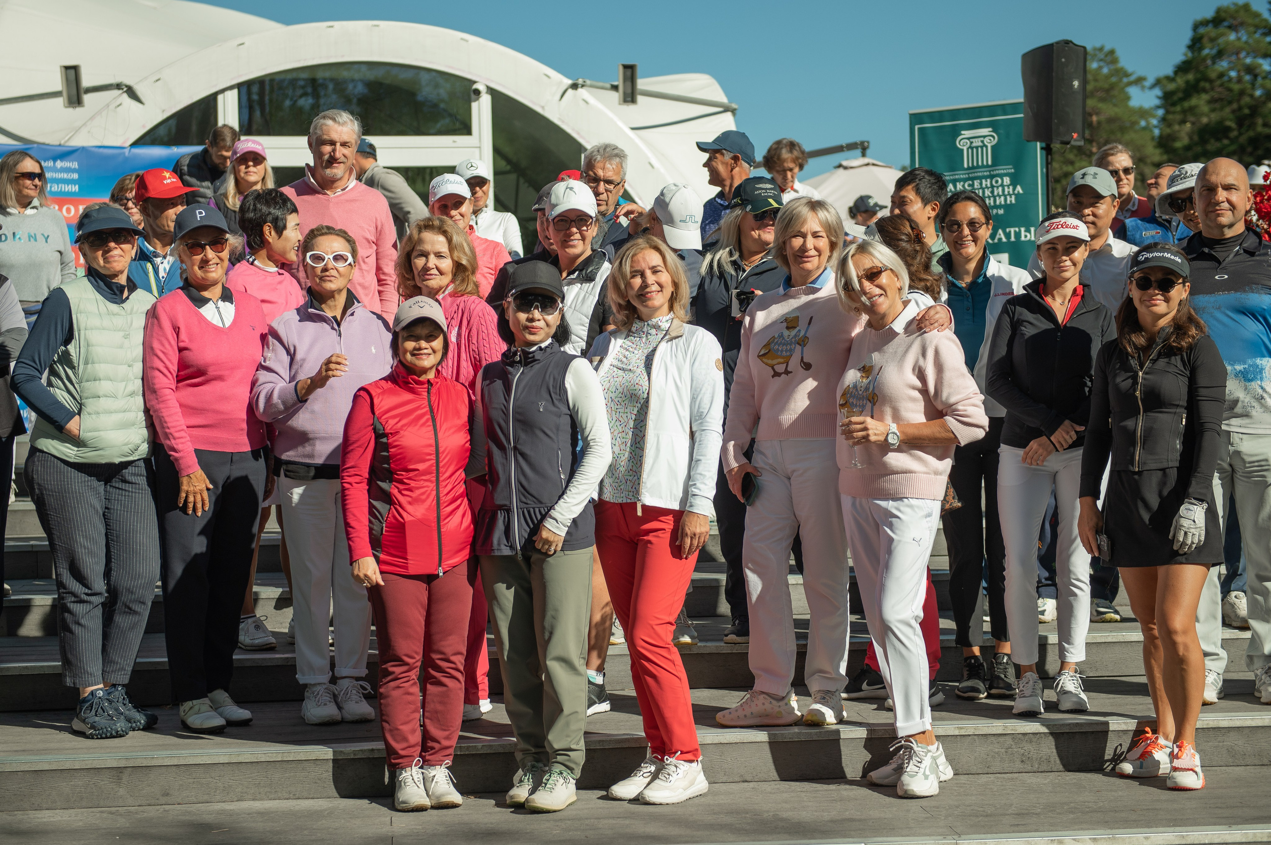 Турнир по гольфу. Профессиональный фотограф в Москве Александра Харламова
