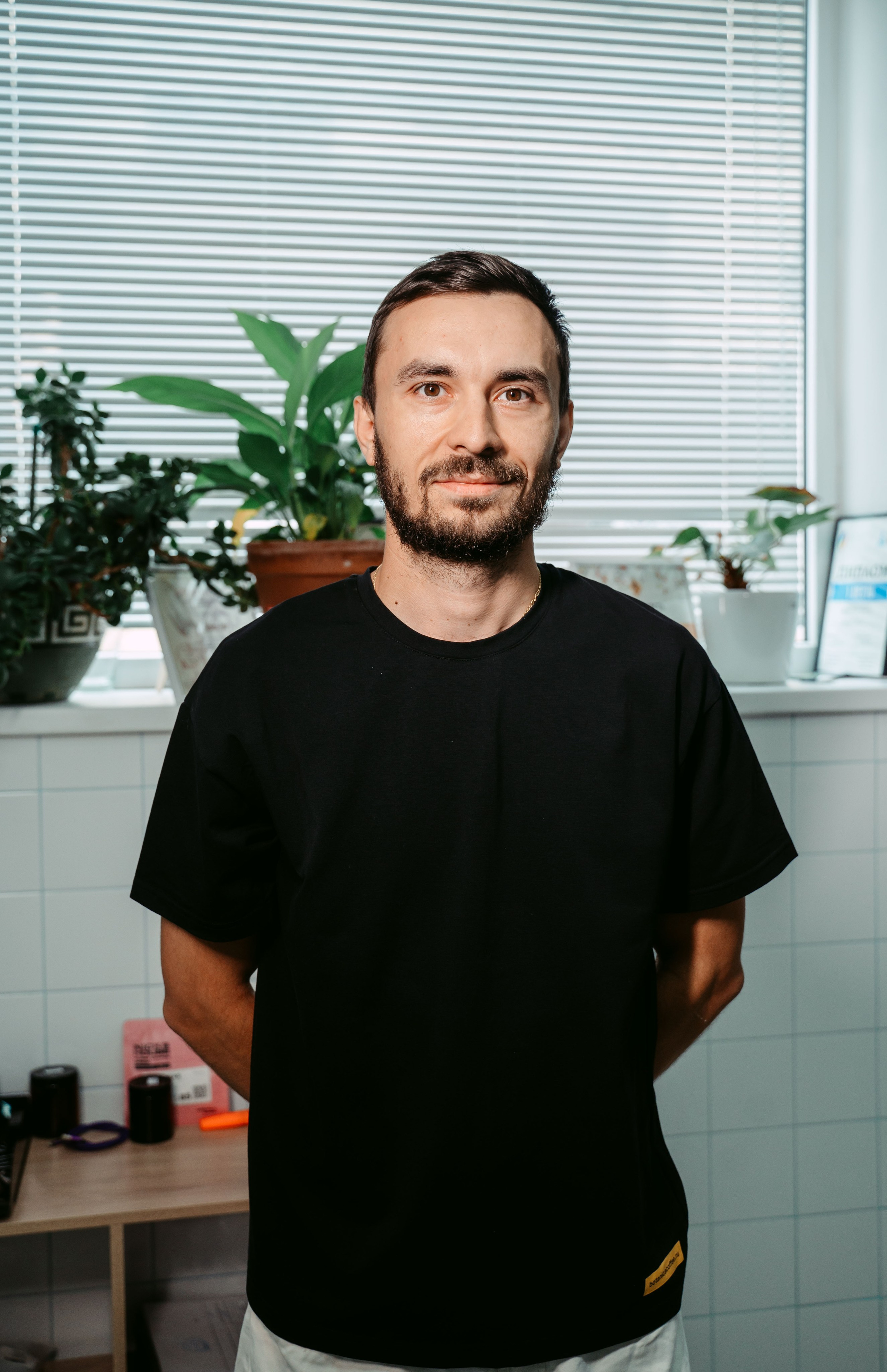 Ботаника / команда и предприятие кофейни из Казани. Саша Копылов, фотограф в Казани