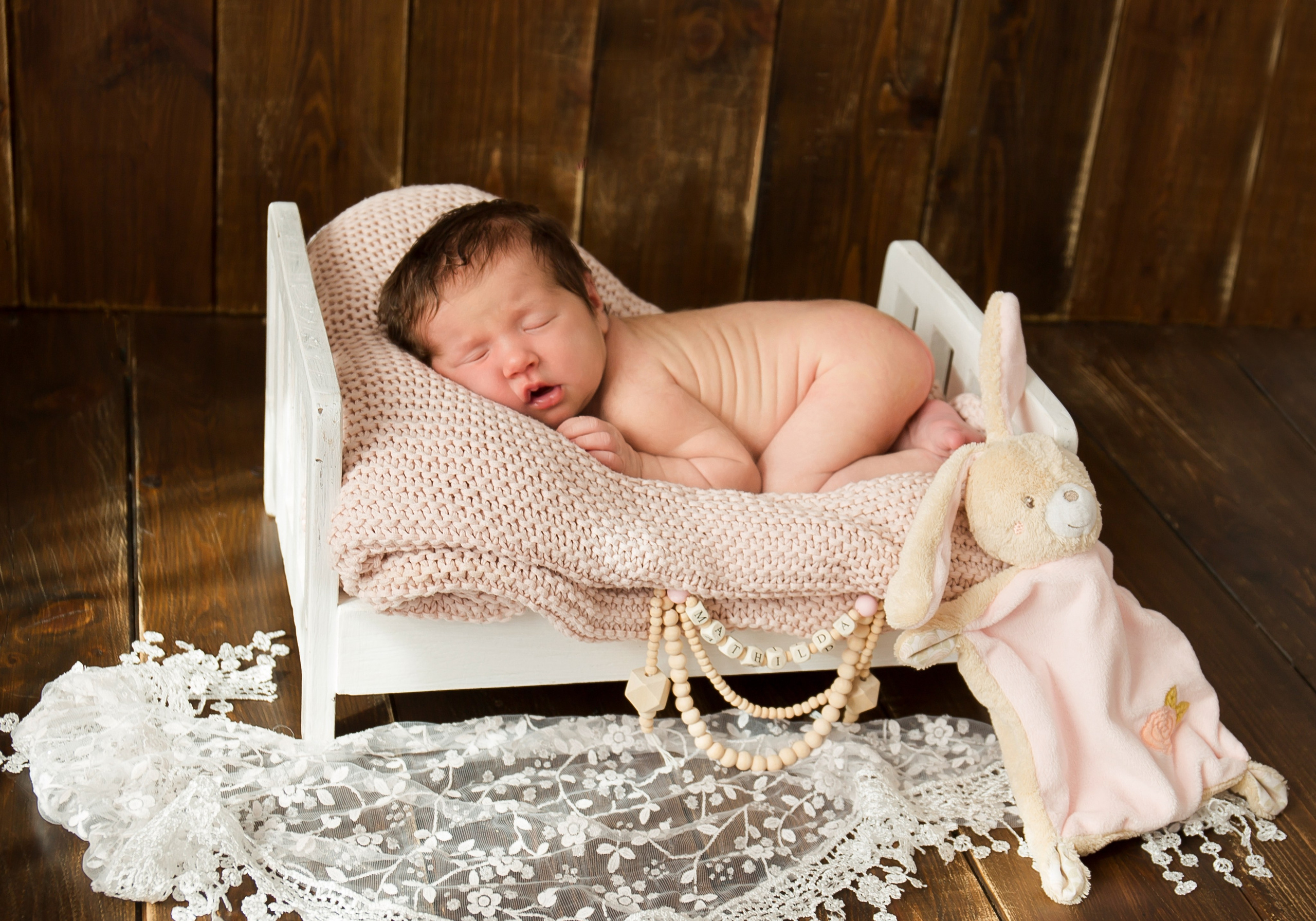 Новорожденные малыши. Фотостудия, фотограф новорожденных в Брюховецком районе Татьяна Кауц. Многолетний опыт работы с новорожденными и молодыми семьями