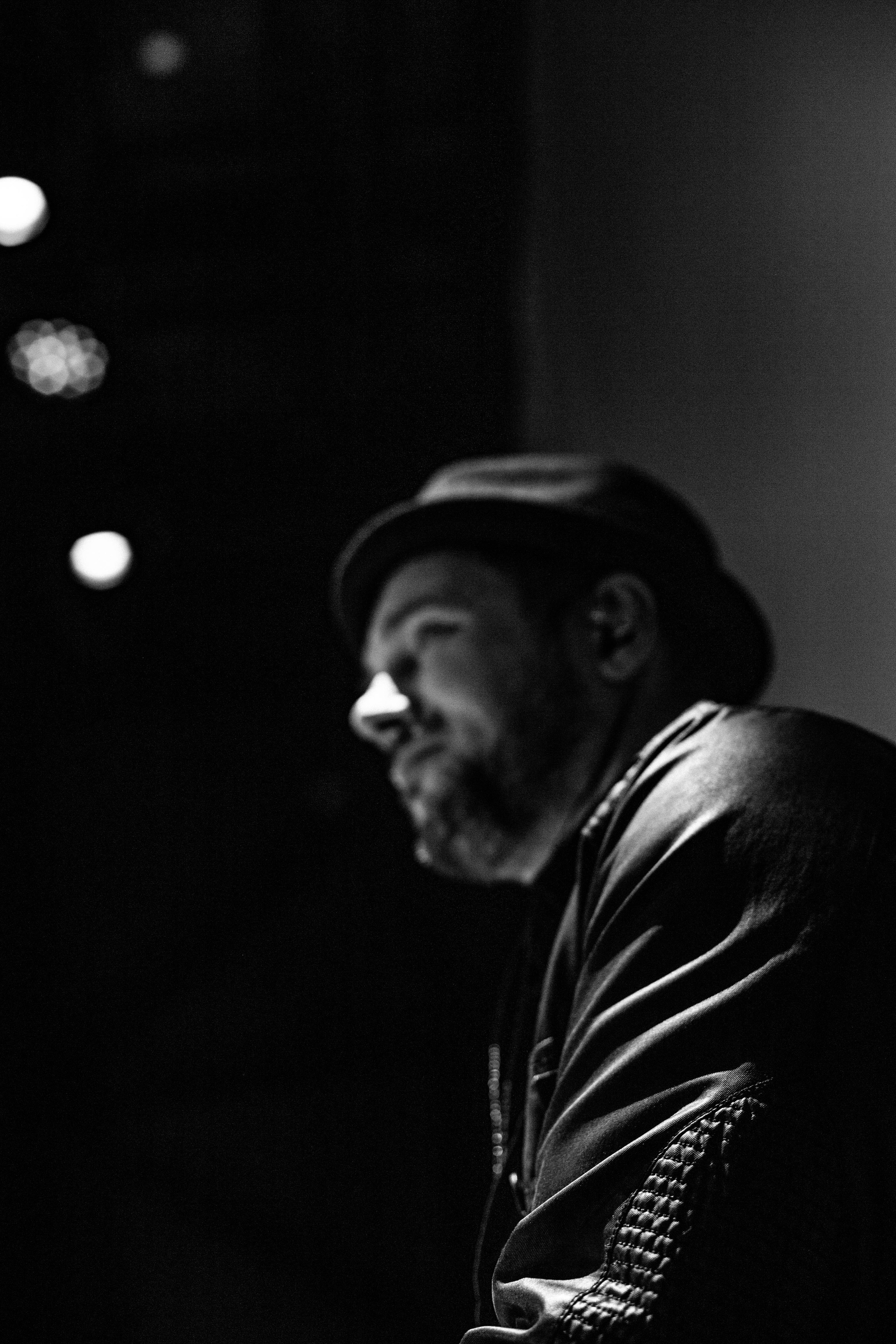 Рекорд. Герои нашего времени со струнным оркестром. Фотограф в Нижнем Новгороде