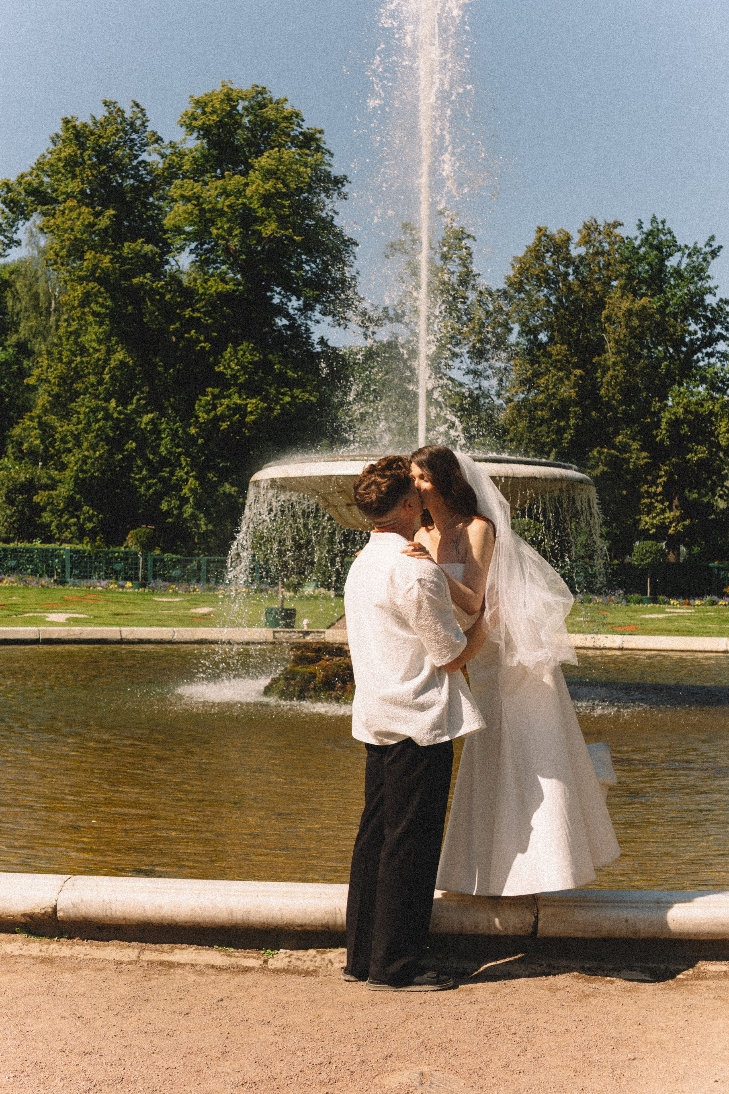 СВАДЕБНАЯ СЬЕМКА В ПЕТЕРГОФЕ И СЬЕМКА РЕПОРТАЖА В ЗАГСЕ ПЕТЕРГОФА. Профессиональный фотограф, Санкт-Петербург — Виктория Богомолова