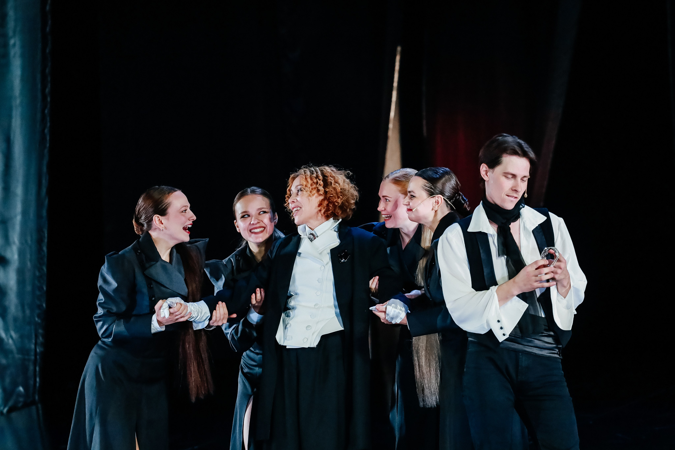 «Маскарад». Молодежный театр Алтая. Фоторепортаж. Театральная фотосъёмка