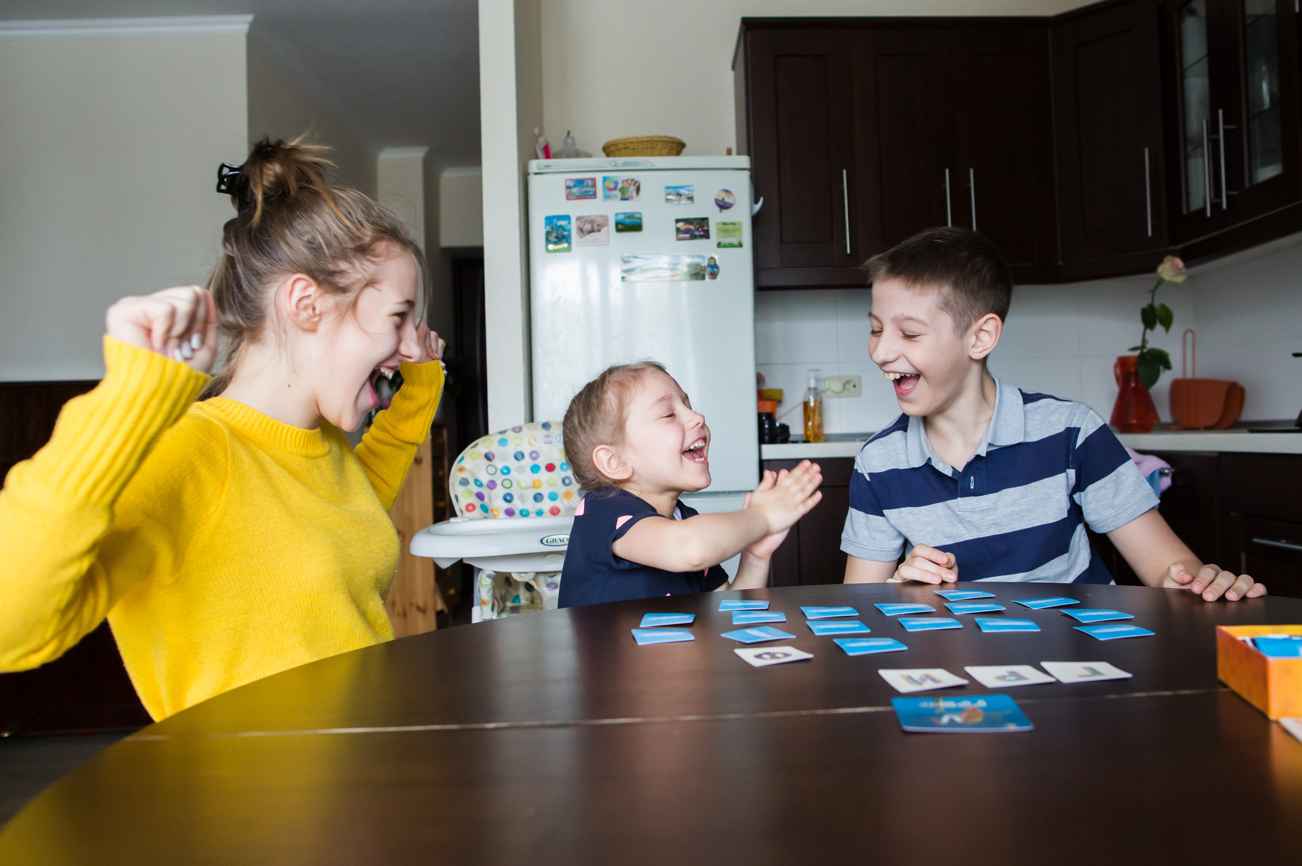 Большая семья. Репортажный, семейный и детский фотограф в Пензе и Заречном Арина Ермилова. Картины барельеф на заказ