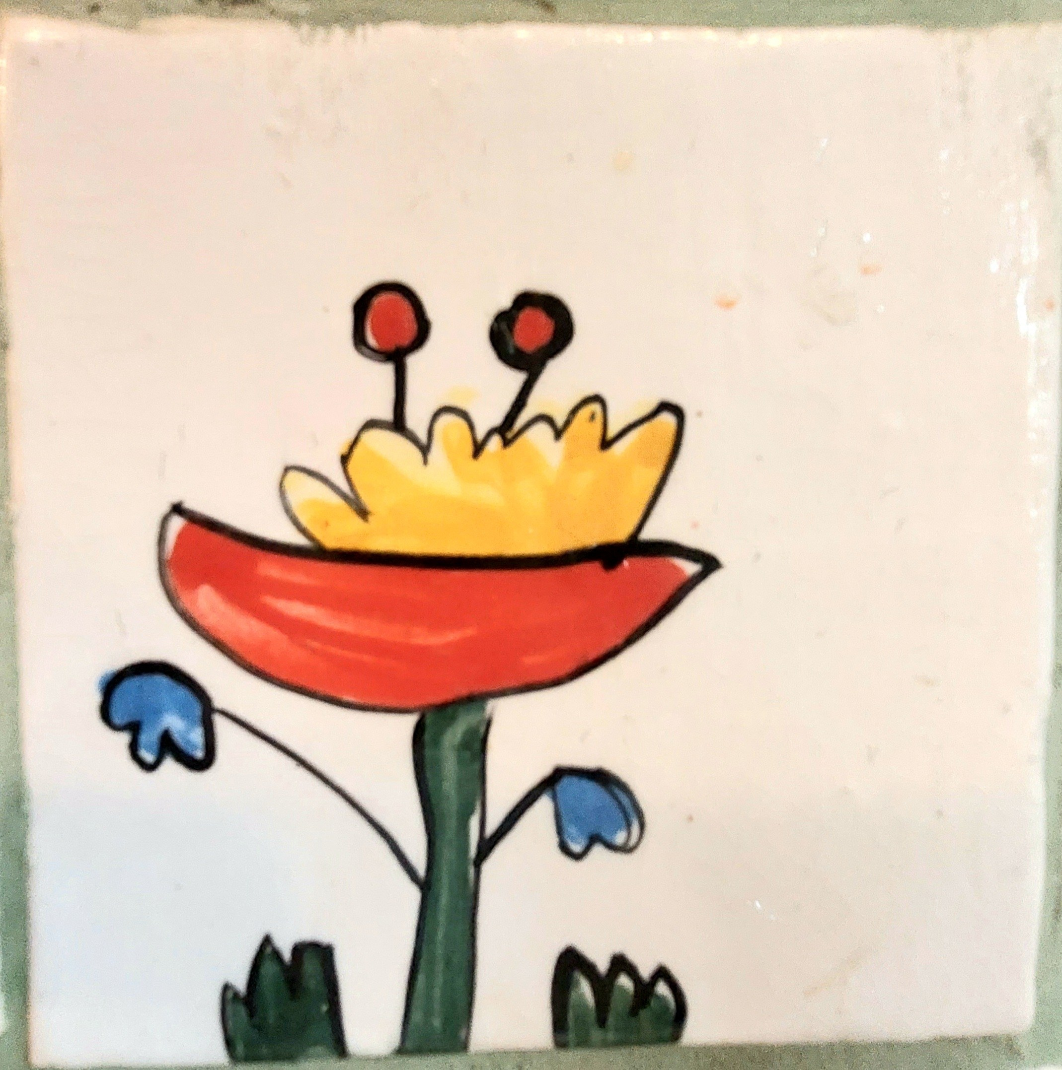 Много плиток-цветочков. Керамика с историей. Елена Рогалёва