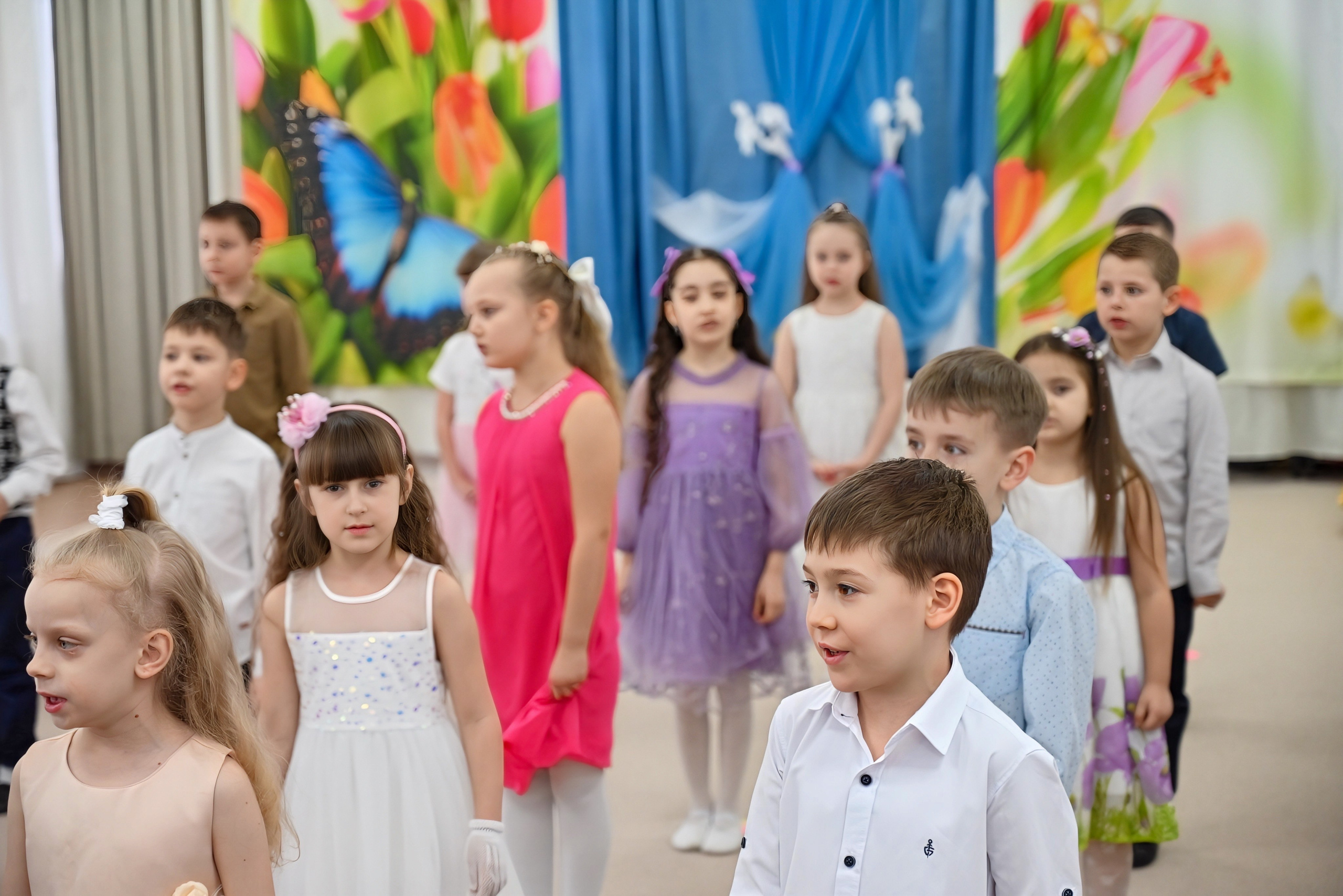 Праздник в группе Цветик семицветик. Семейный и детский фотограф Москва