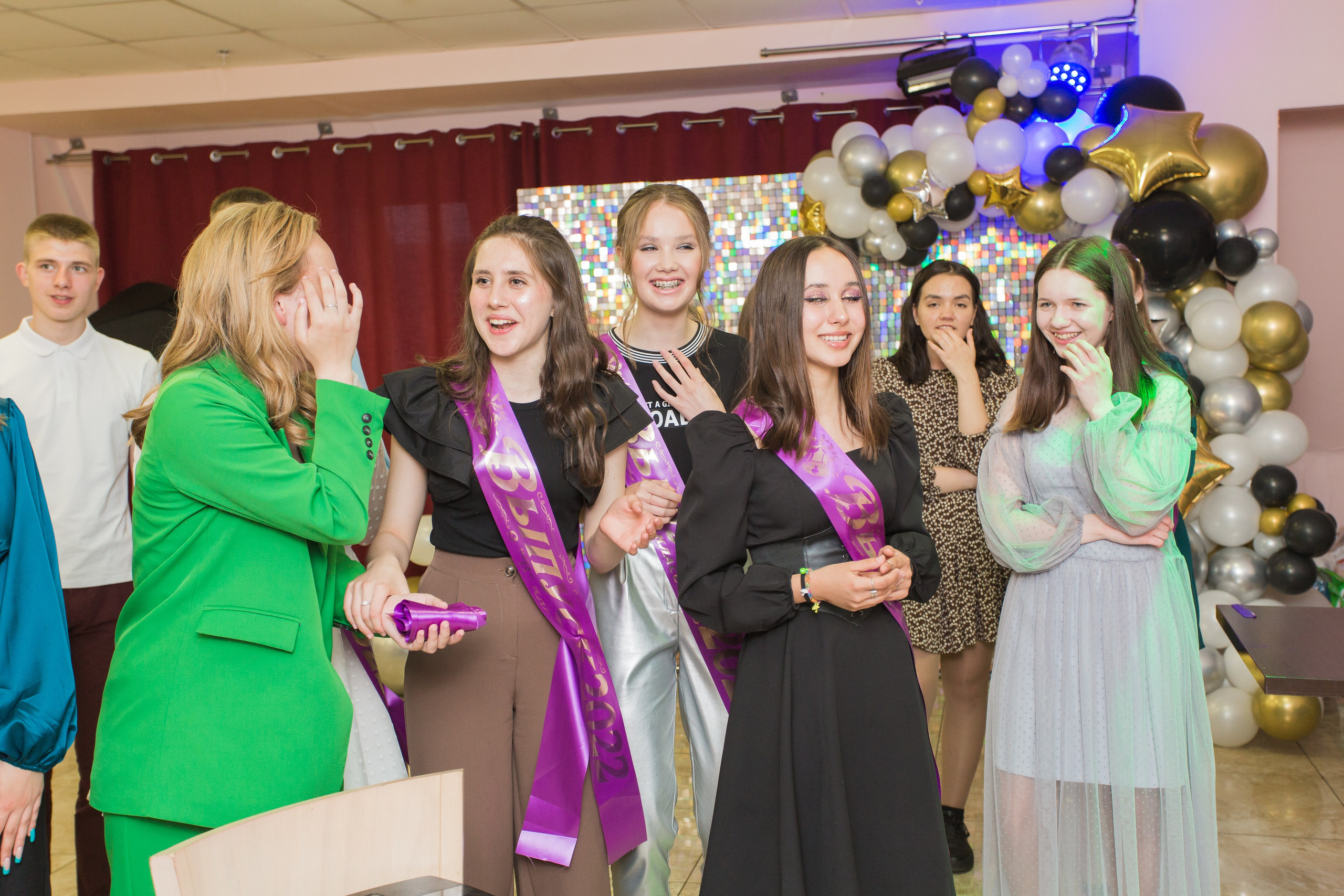 Выпускные старшая школа. Фотограф Южно-Сахалинск