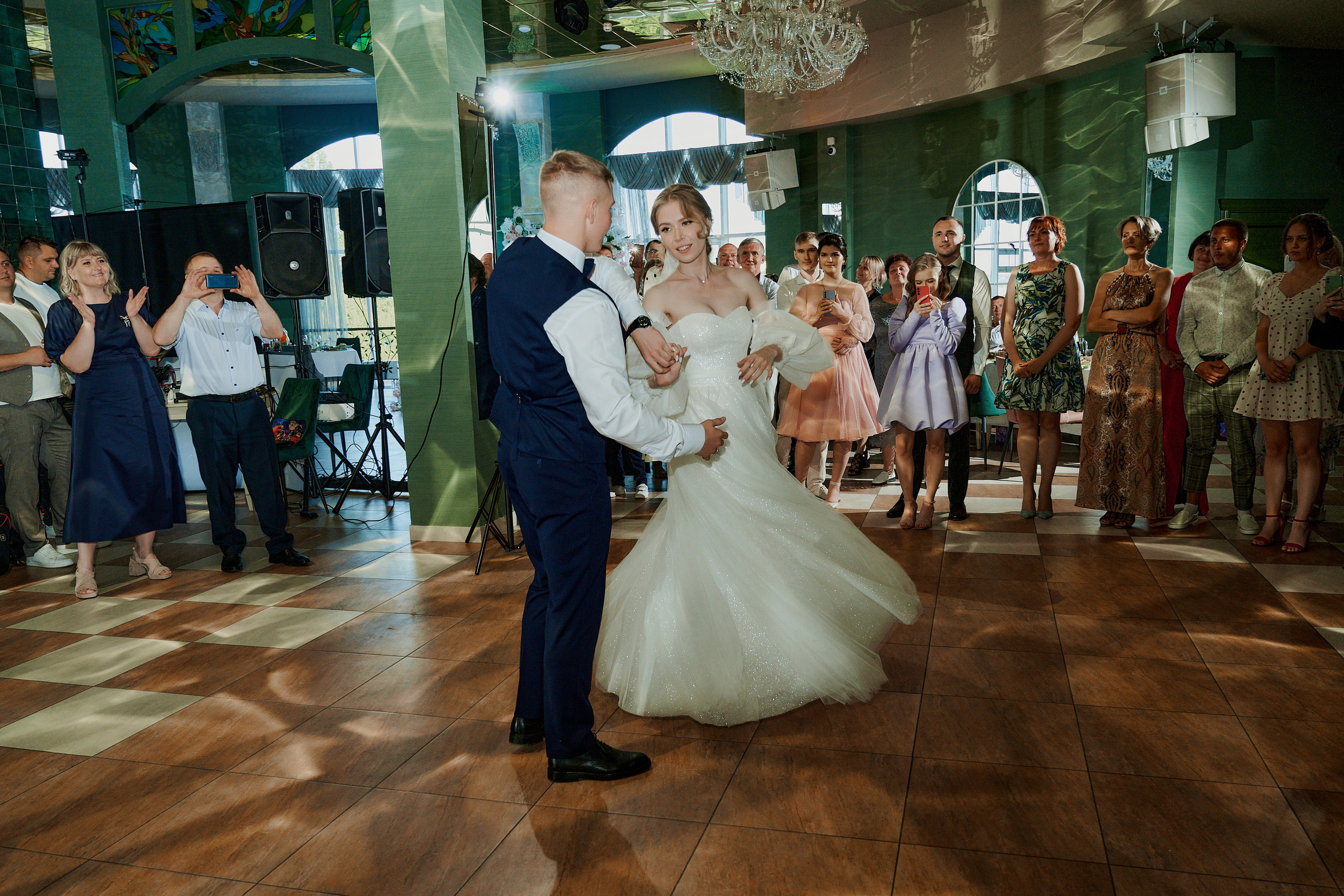 Олег и Лиза. Фото-видеосъемка свадеб Venson Films