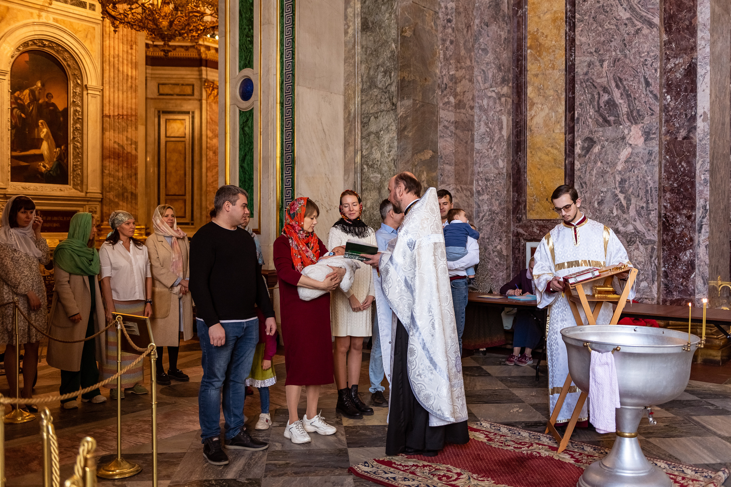 Крещение Исаакиевский собор. КОНТЕНТ | БРЕНД фотограф Санкт-Петербург — Жанна Олтаржевская