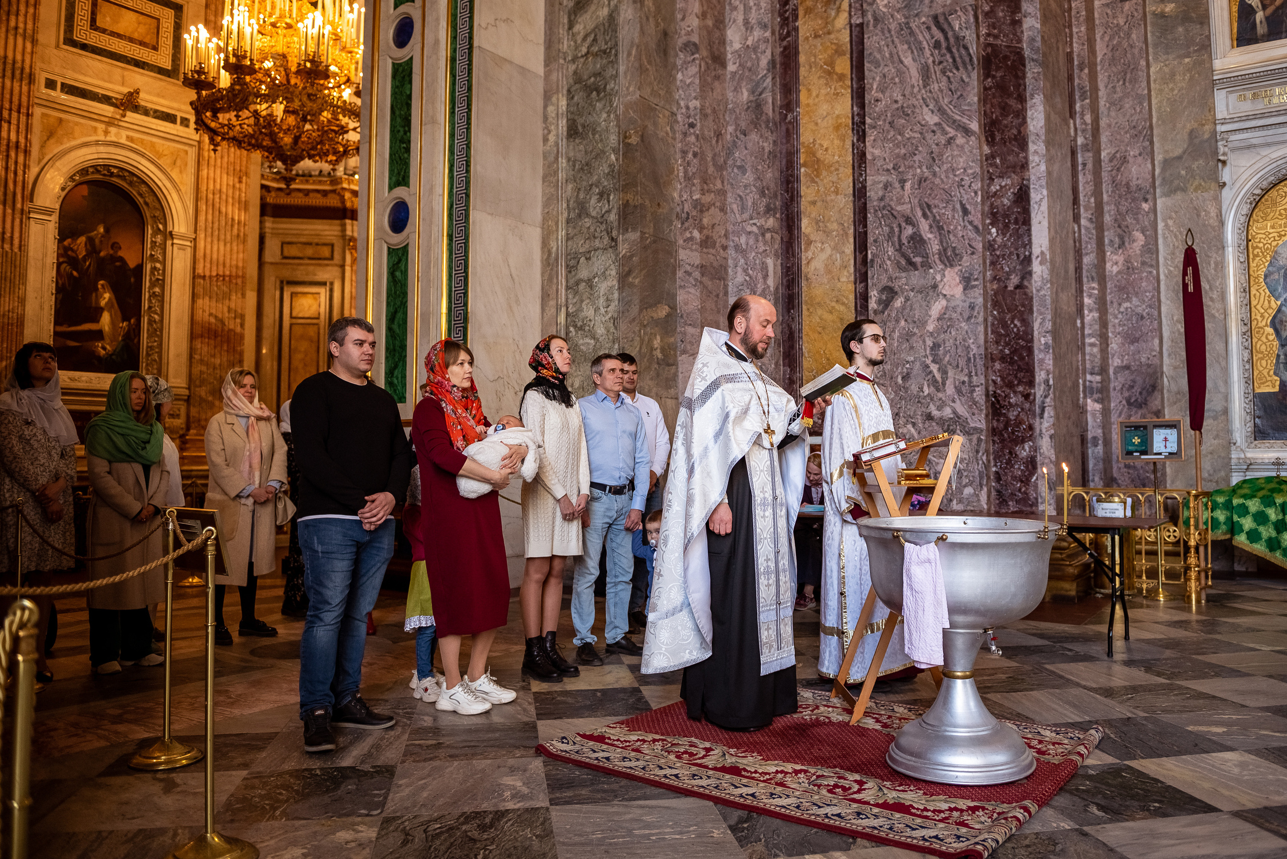 Крещение Исаакиевский собор. КОНТЕНТ | БРЕНД фотограф Санкт-Петербург — Жанна Олтаржевская