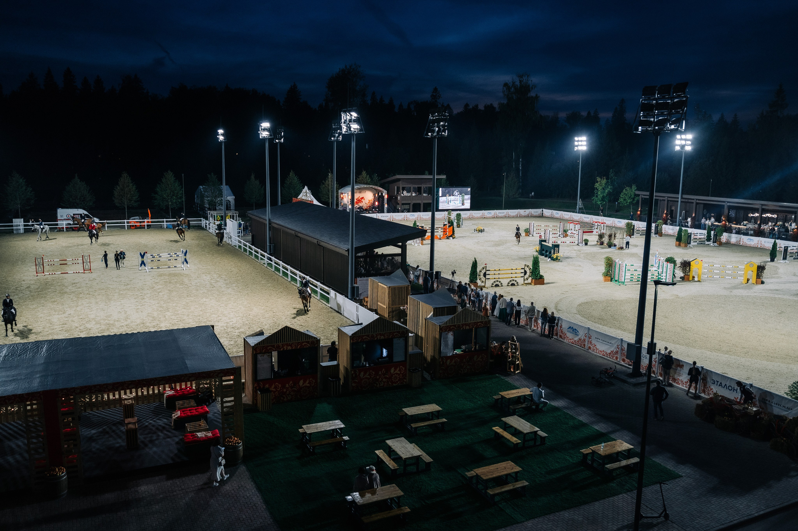 Конкур По-Русски в Emerald stables. Свадебный и семейный фотограф в Москве и МО Геннадий Туманцев