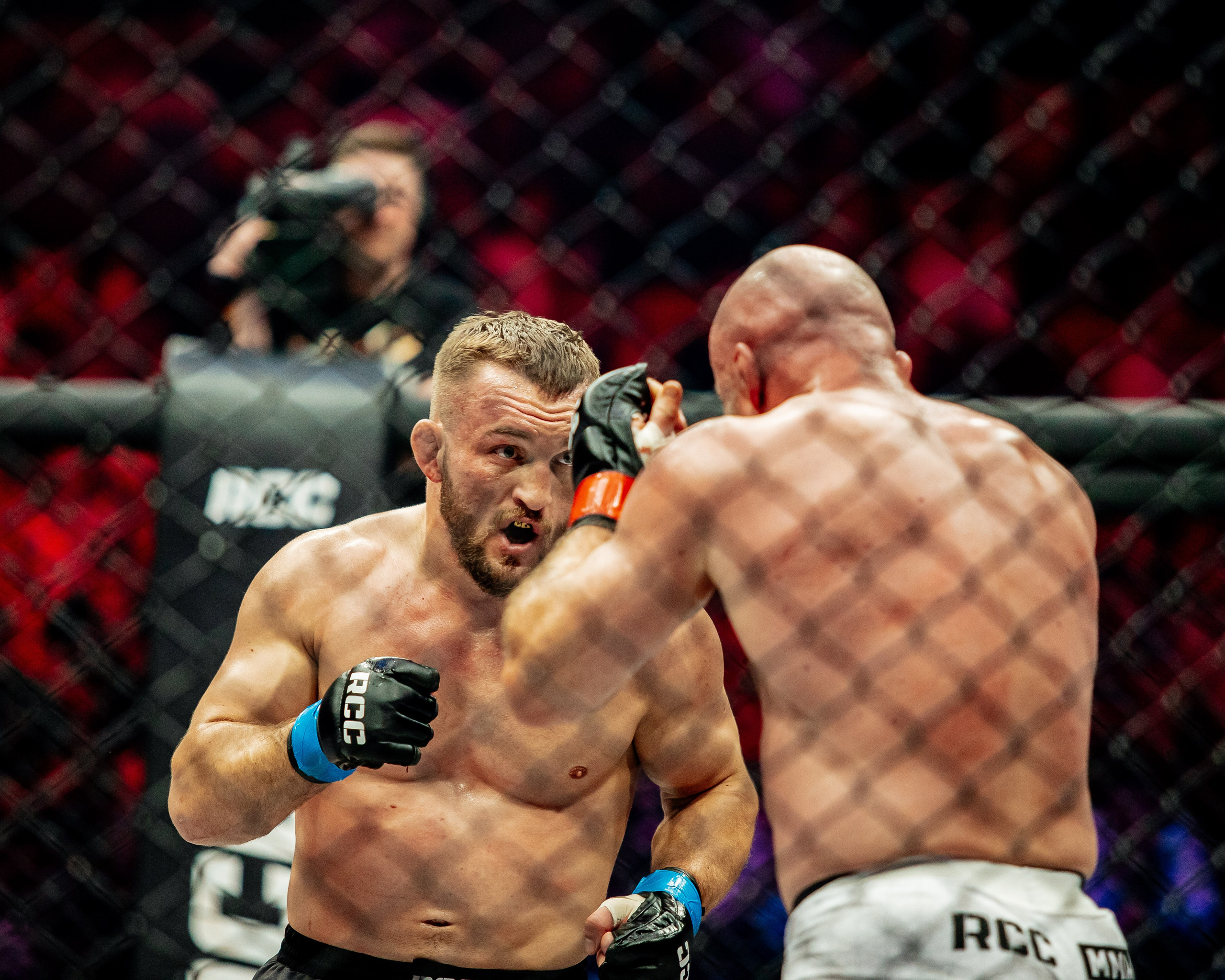 ММА I RCC 22 I Арена УГМК. Репортажный и портретный фотограф в Екатеринбурге Гизатуллин Марат