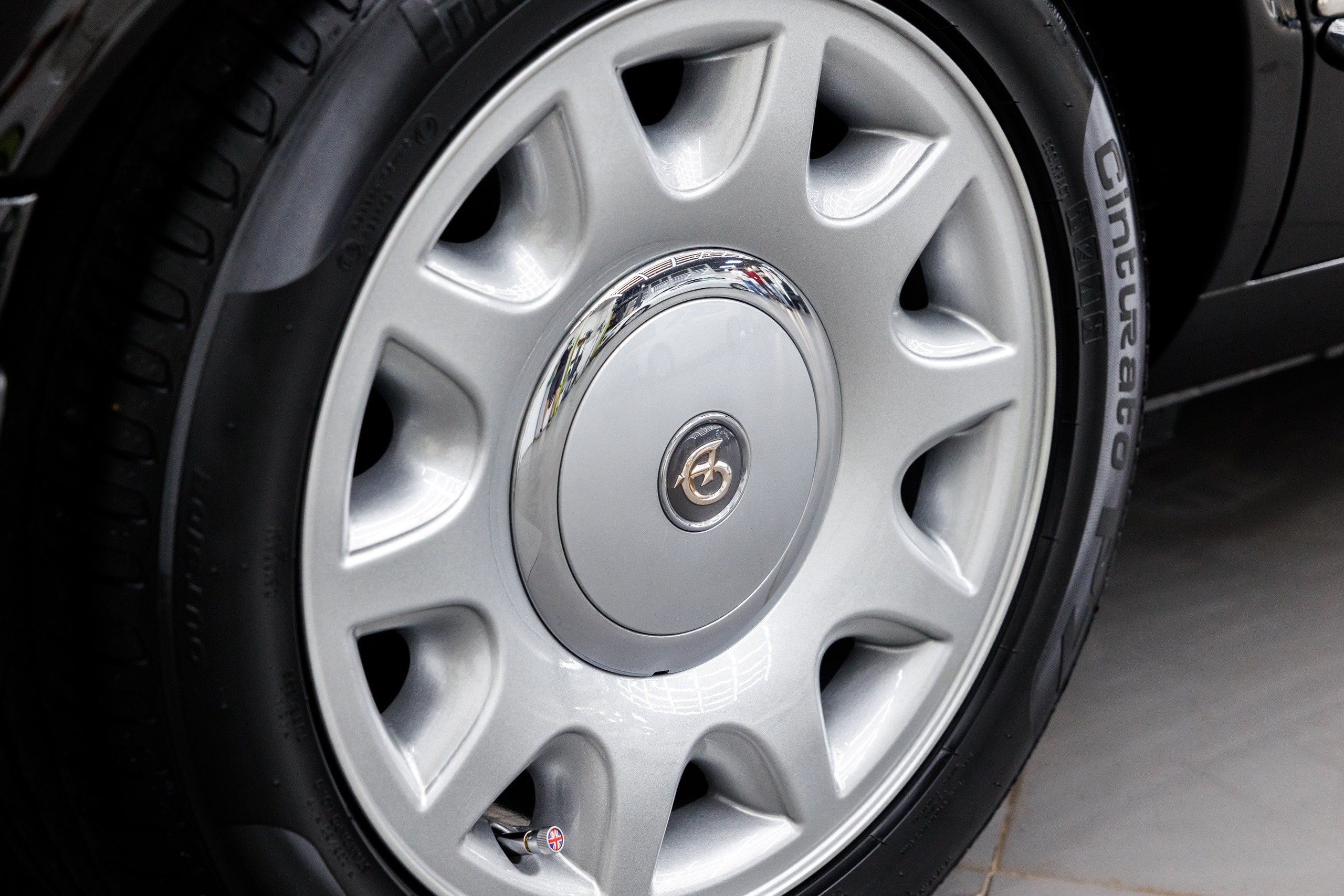 Автомобильная фотосъёмка Daimler Xj8. Фотограф Сергей Лукьянов @xapeton_photo Москва