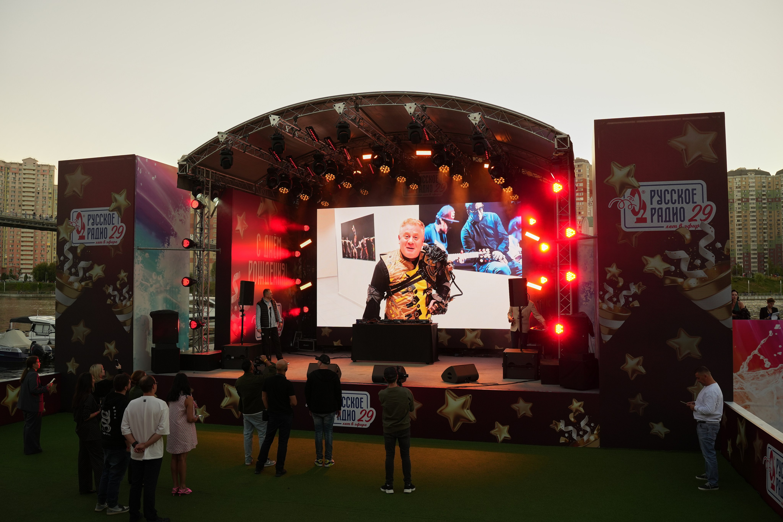 РУССКОЕ РАДИО 29 ЛЕТ. Фотограф Екатерина Юрьева | Тула, Москва, Новомосковск