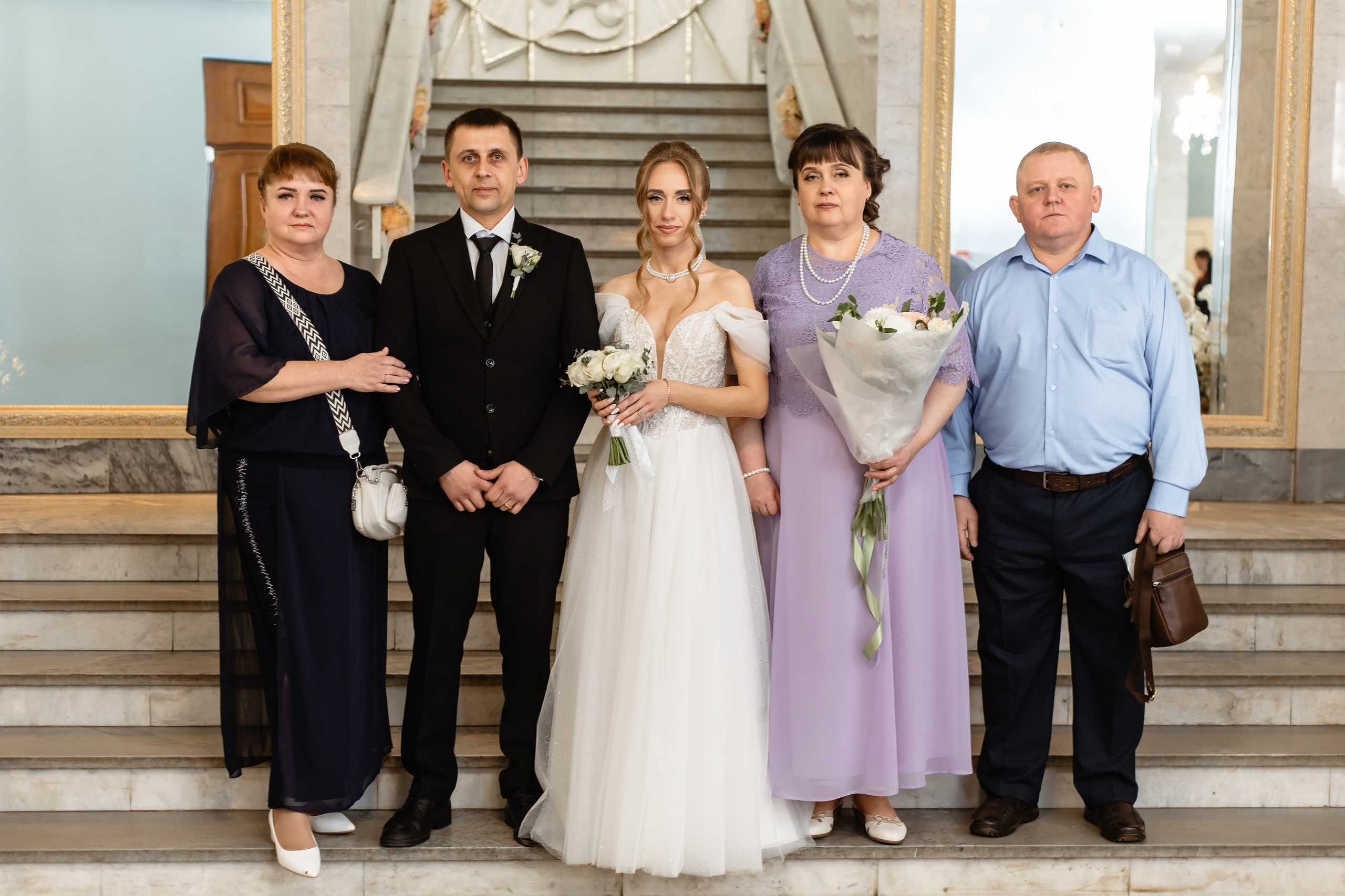 Анонс свадебных фотографий Вики и Александра. Фотограф Михаил Александров