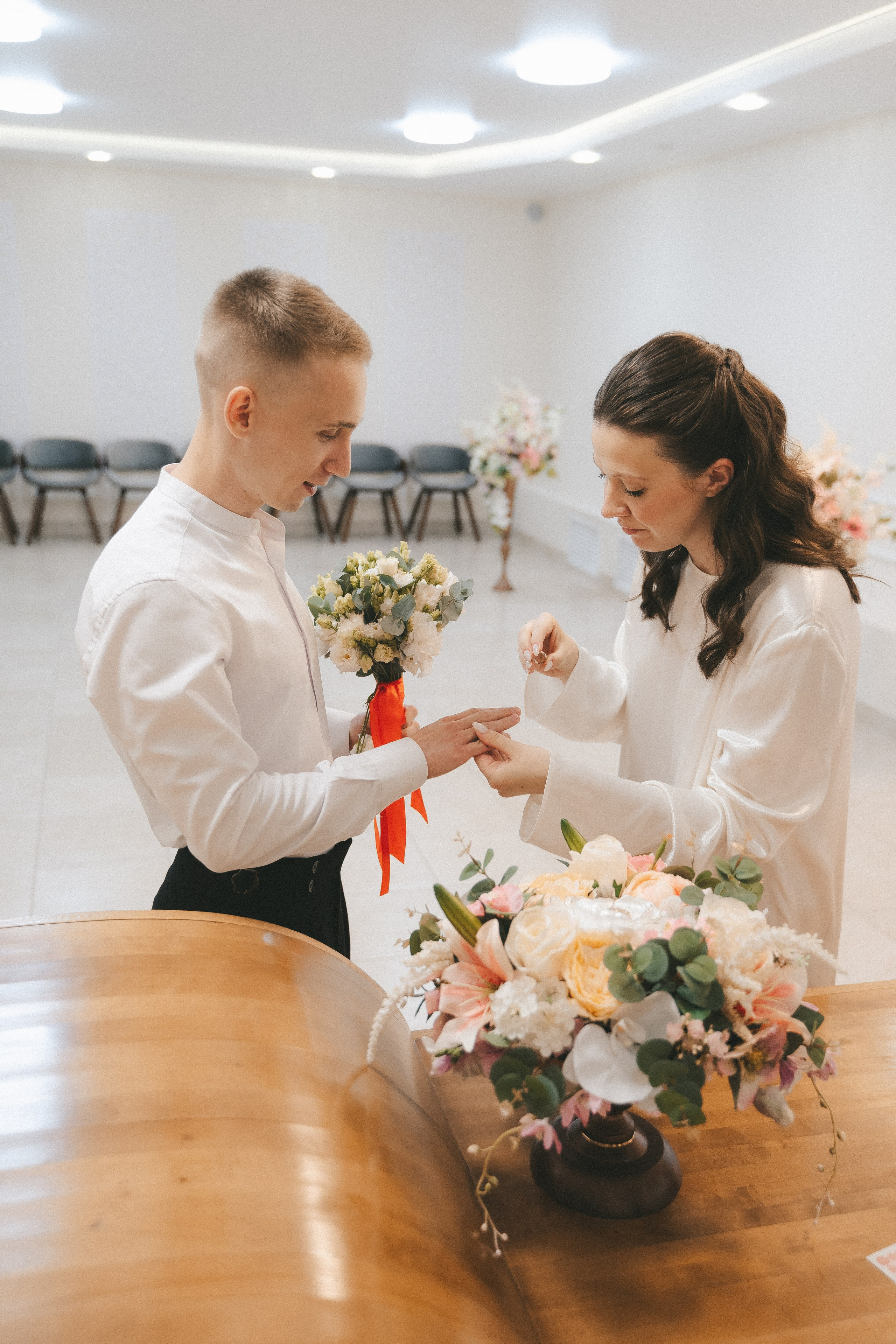 Никита и Аня в городе. Семейный, портретный фотограф Новосибирск. Оля Адова