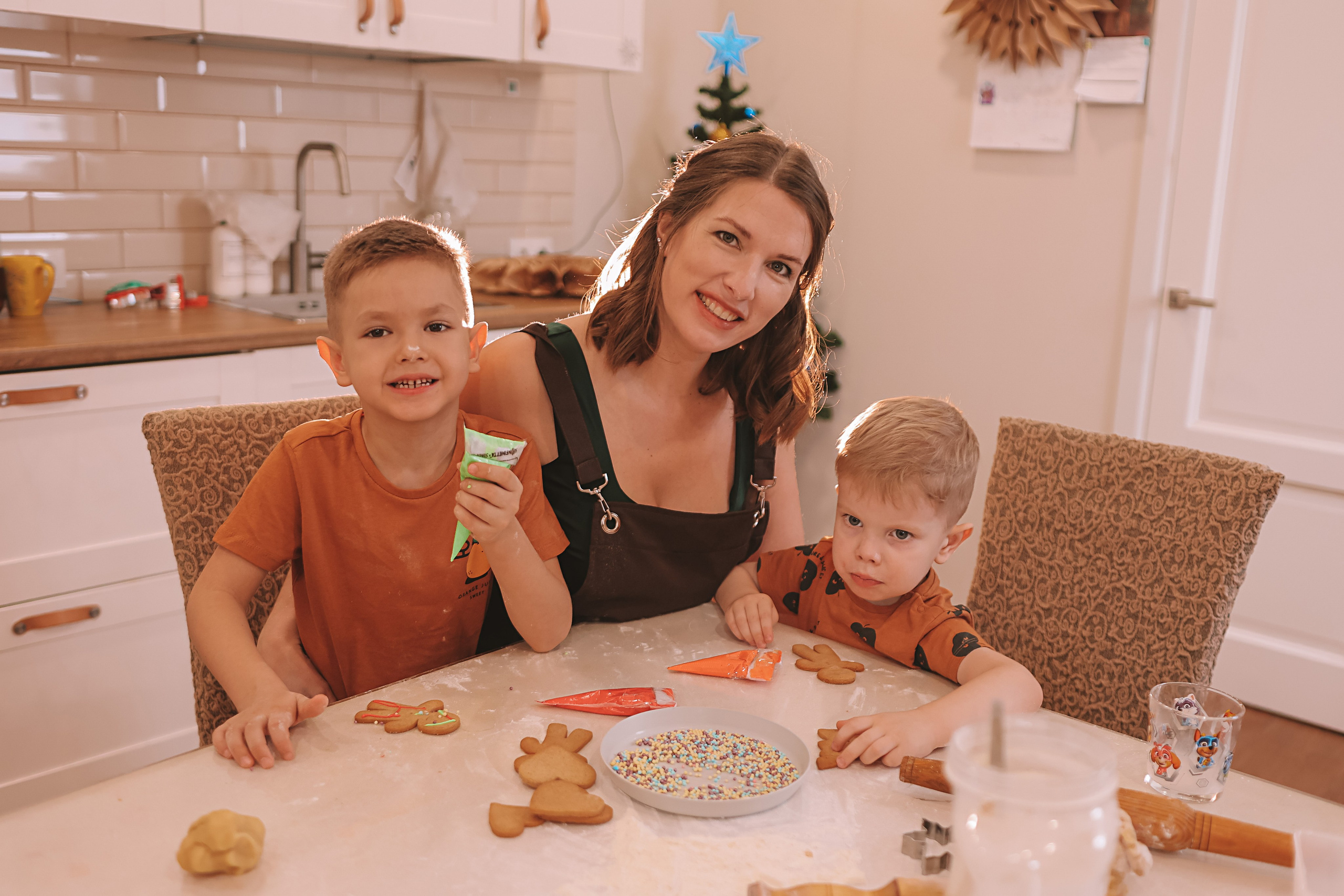 Команда. Семейный фотограф Тюмень, фотограф на роды Салмина Мария