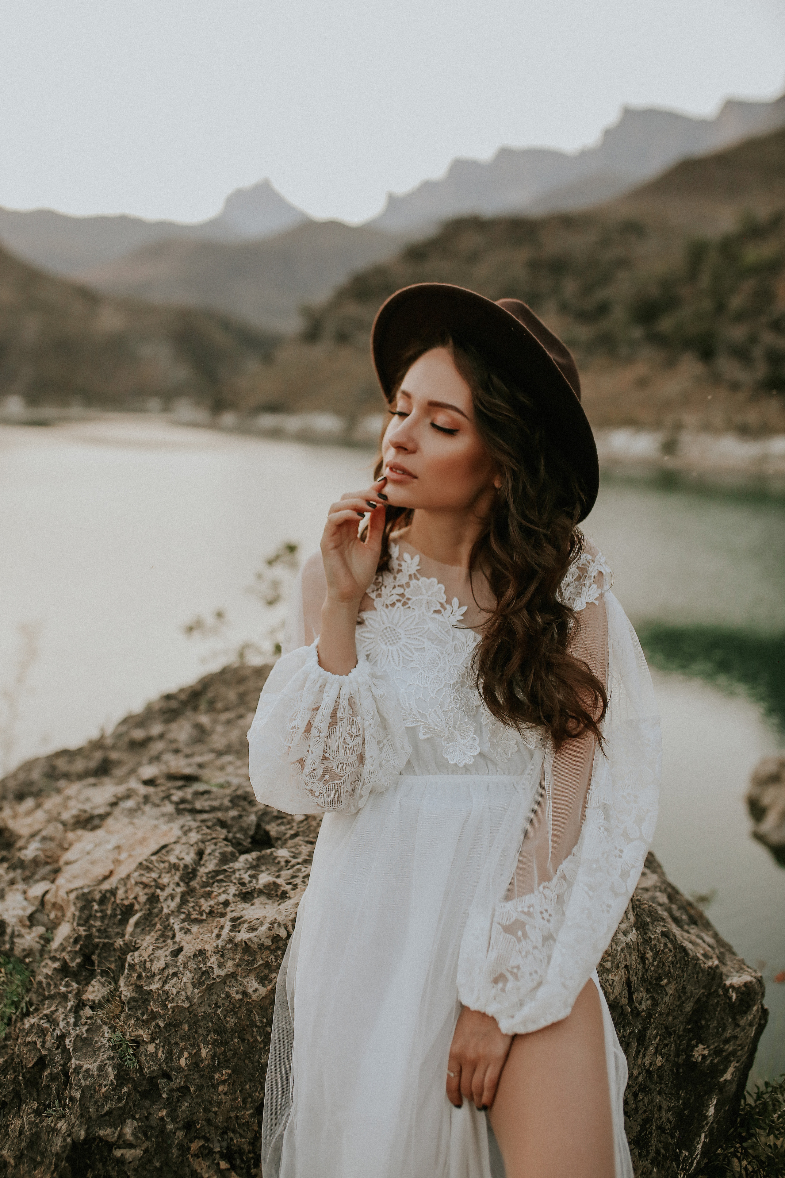 Озеро Гижгит Лера и Леша. Семейный фотограф в Новороссийске и Анапе Александра Яковлева