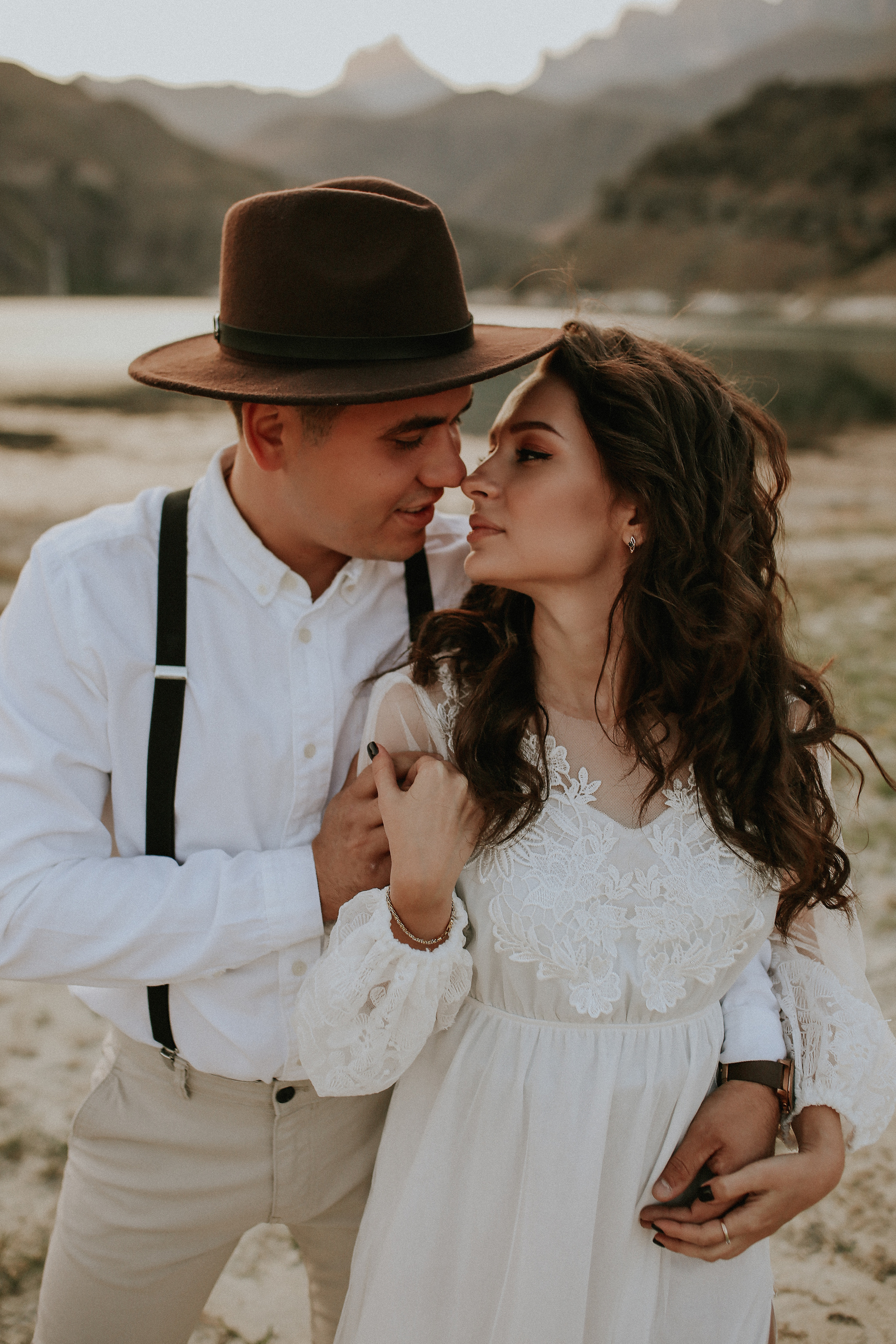 Озеро Гижгит Лера и Леша. Семейный фотограф в Новороссийске и Анапе Александра Яковлева