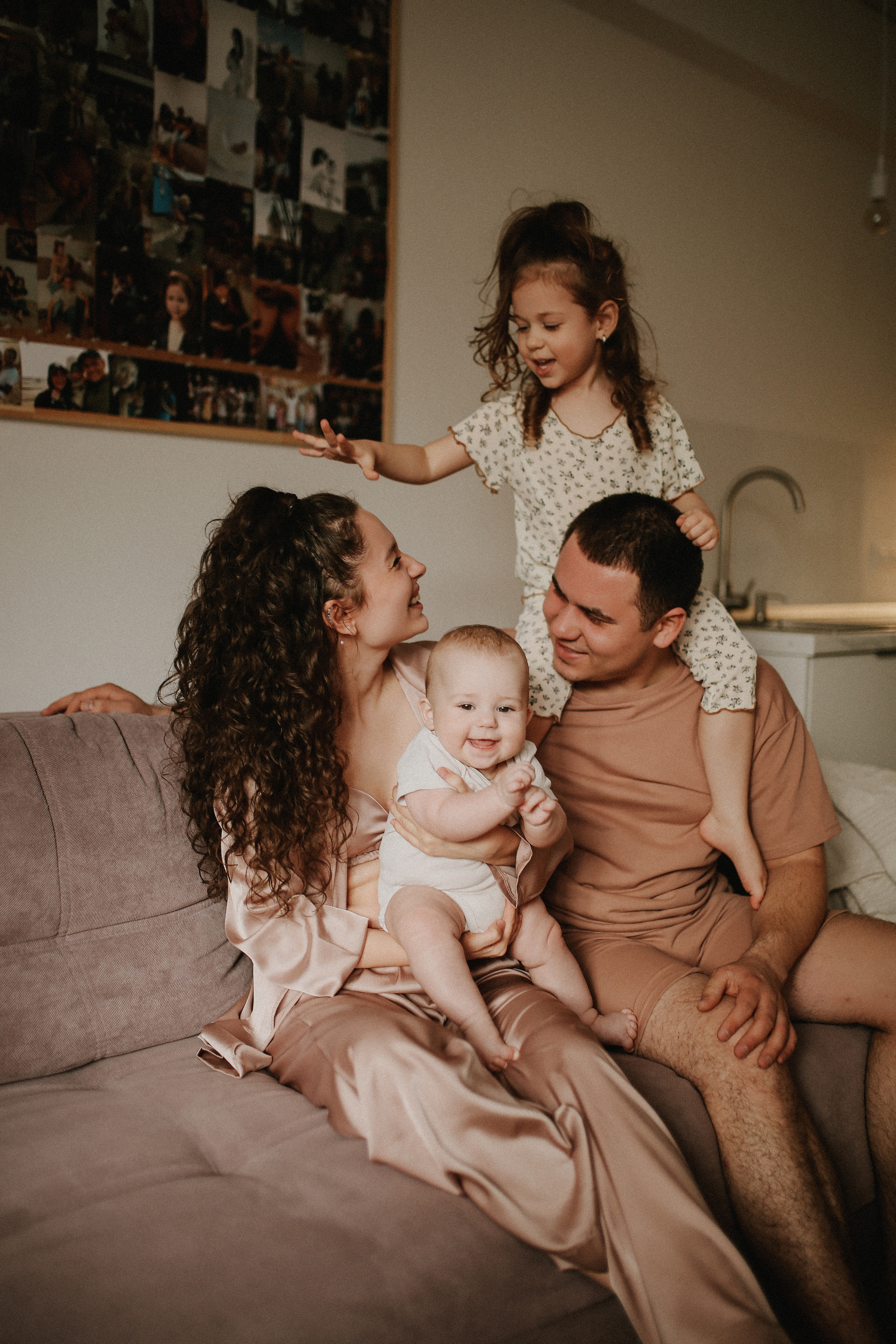 Лера, Леша, Ксюшка и Викуля. Семейный фотограф в Новороссийске и Анапе Александра Яковлева