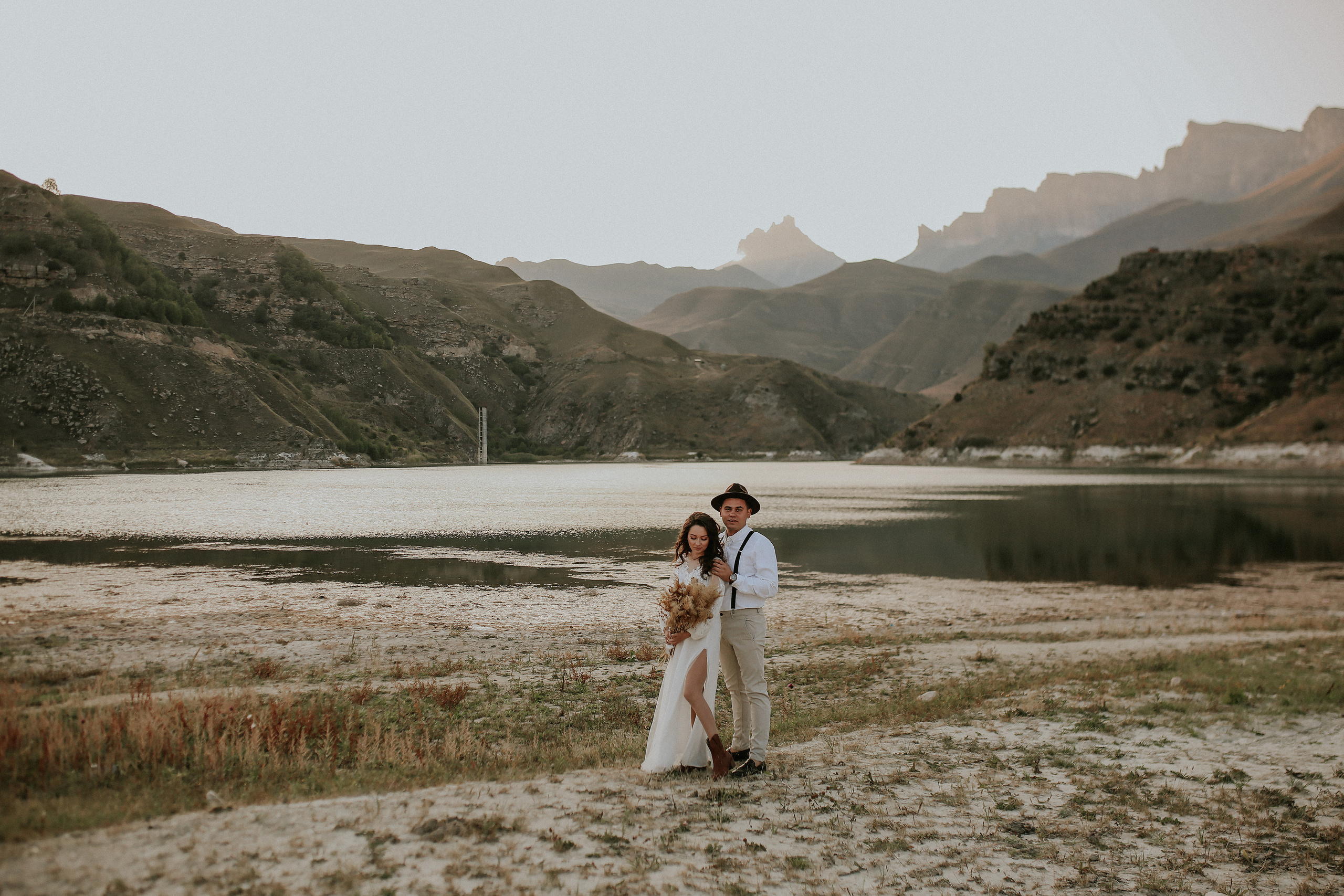 Озеро Гижгит Лера и Леша. Семейный фотограф в Новороссийске и Анапе Александра Яковлева