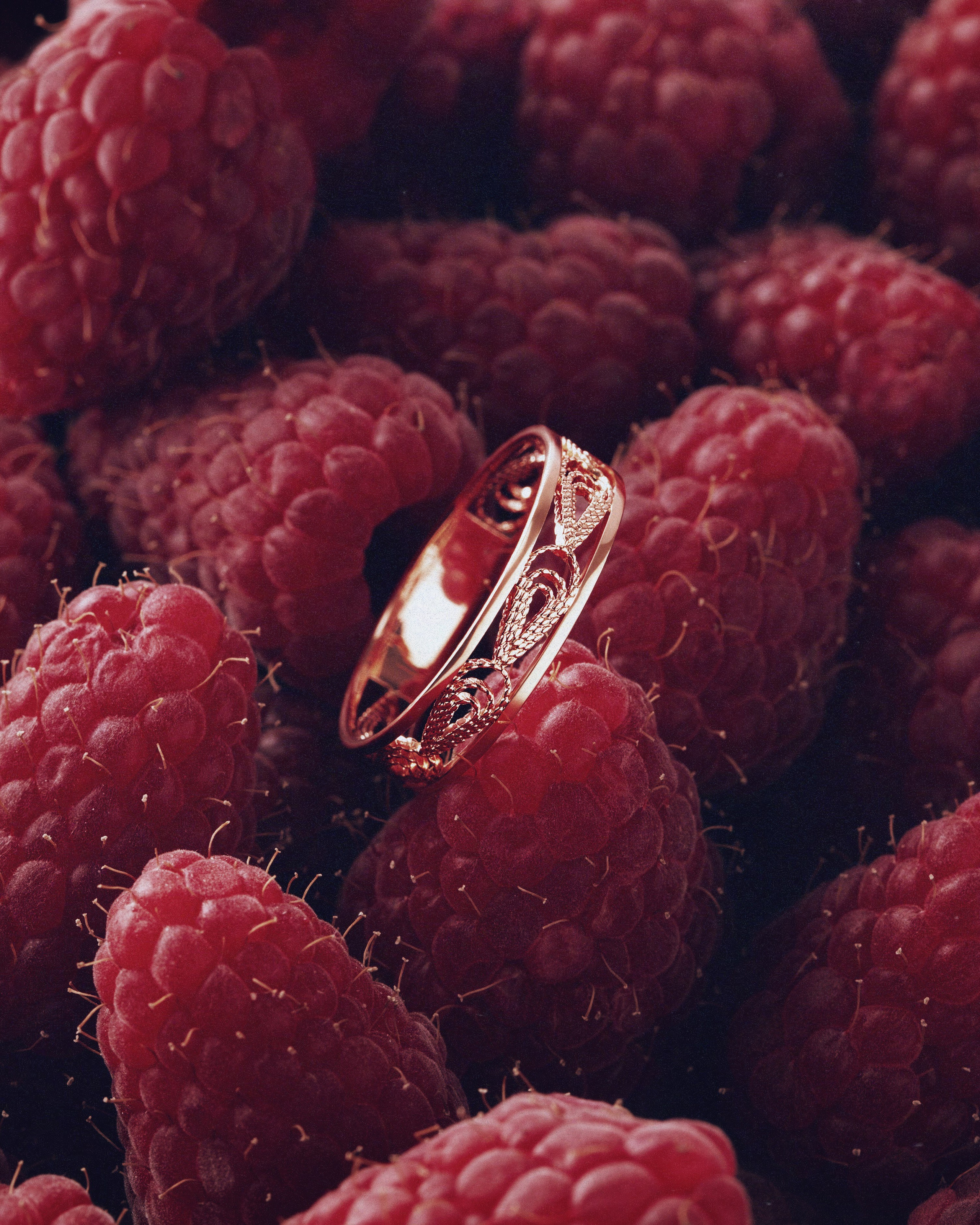 Съёмка ювелирных изделий. Предметный и ювелирный фотограф в Санкт-Петербурге