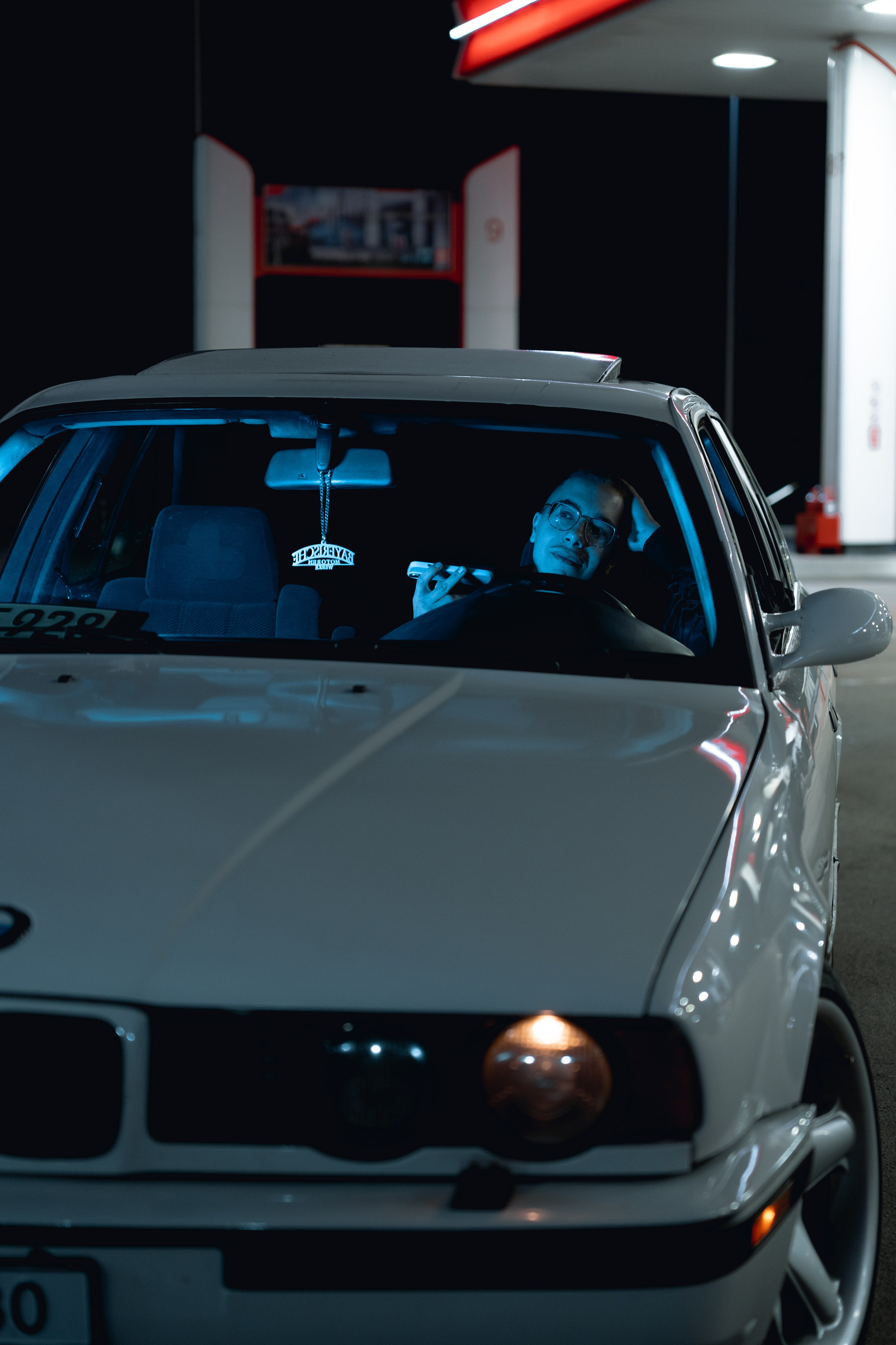 Фотографии Никиты и его BMW E34