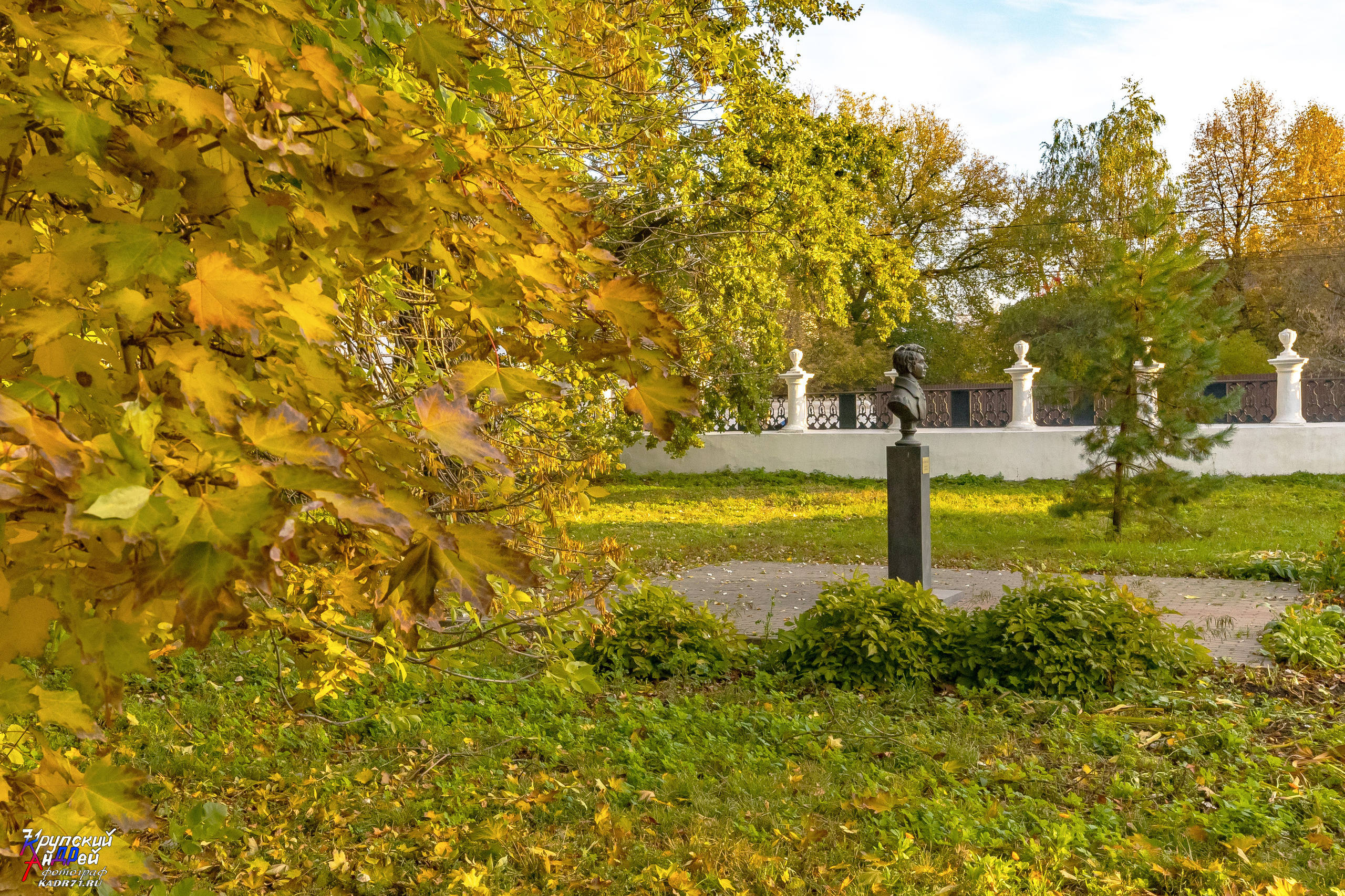 Бывший особняк Лугининых, 1-й уч. корпус ТГПУ им. Л. Н. Толстого. Фотограф в Туле Крупский АнДРей. Фотостудия «КАДР71» в Туле