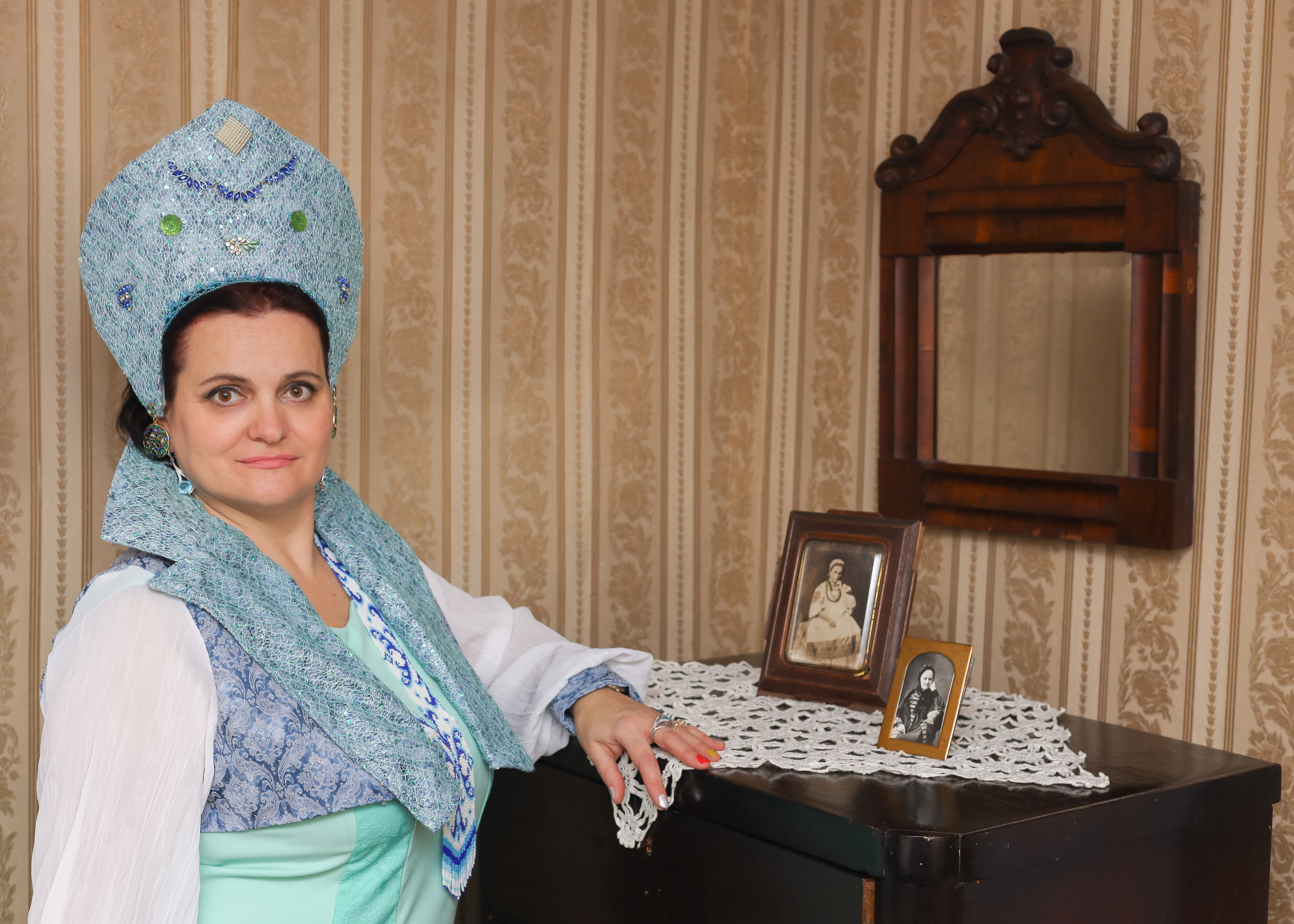 Съемка одежды в историческом интерьере. Фотограф в Туле Крупский АнДРей. Фотостудия «КАДР71» в Туле