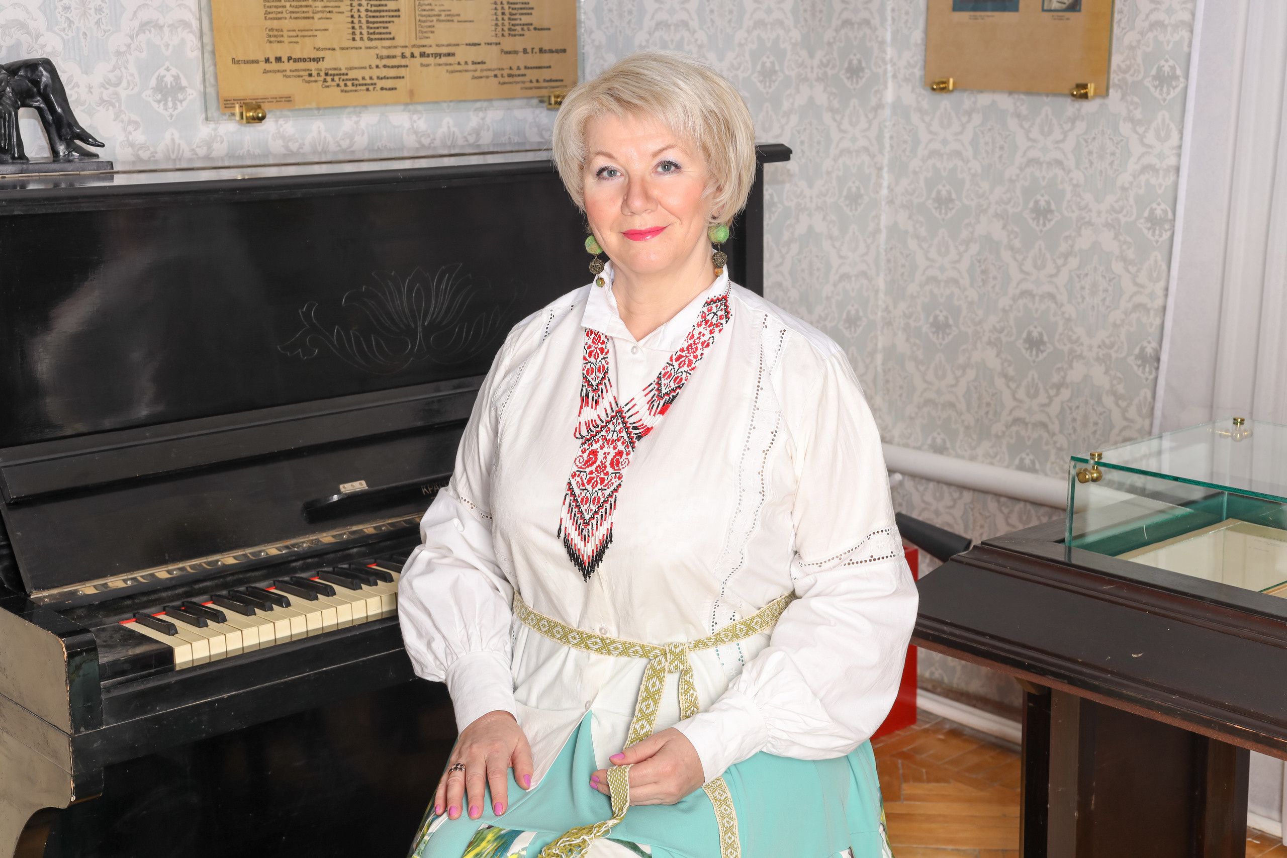 Съемка одежды в историческом интерьере. Фотограф в Туле Крупский АнДРей. Фотостудия «КАДР71» в Туле