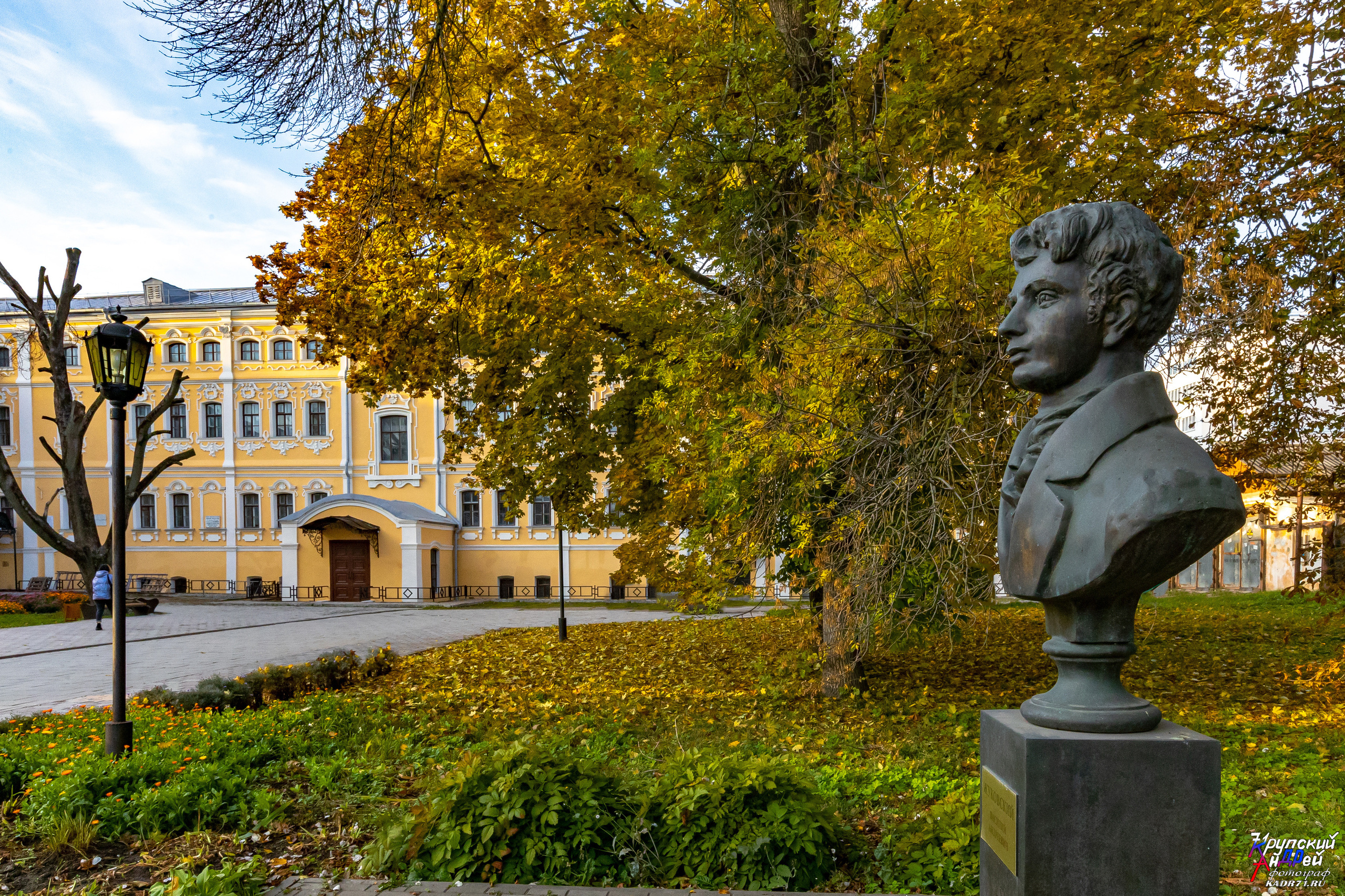 Бывший особняк Лугининых, 1-й уч. корпус ТГПУ им. Л. Н. Толстого. Фотограф в Туле Крупский АнДРей. Фотостудия «КАДР71» в Туле