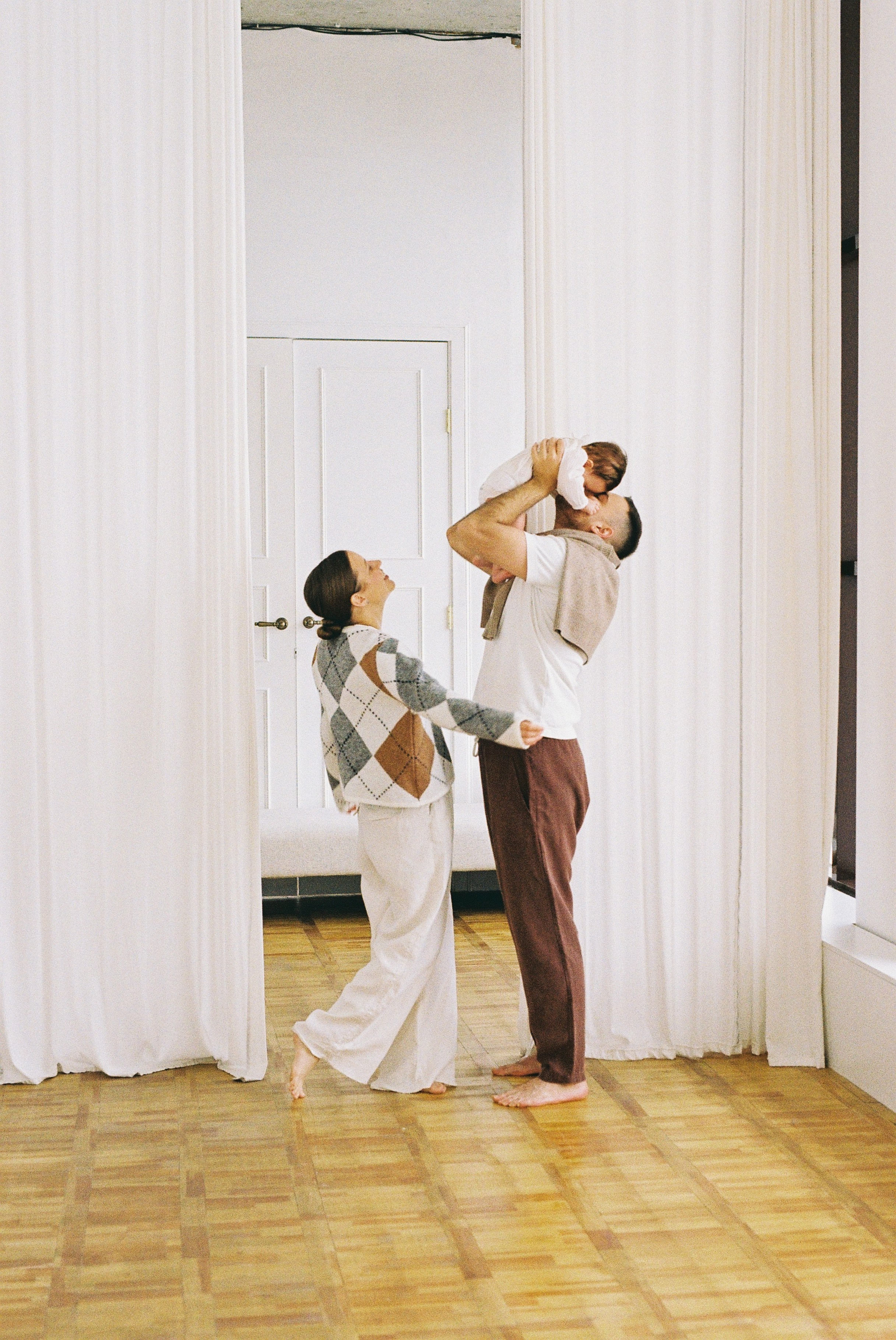 Полина, Макар и София (35 mm). Фотограф в Екатеринбурге и Москве, Анна