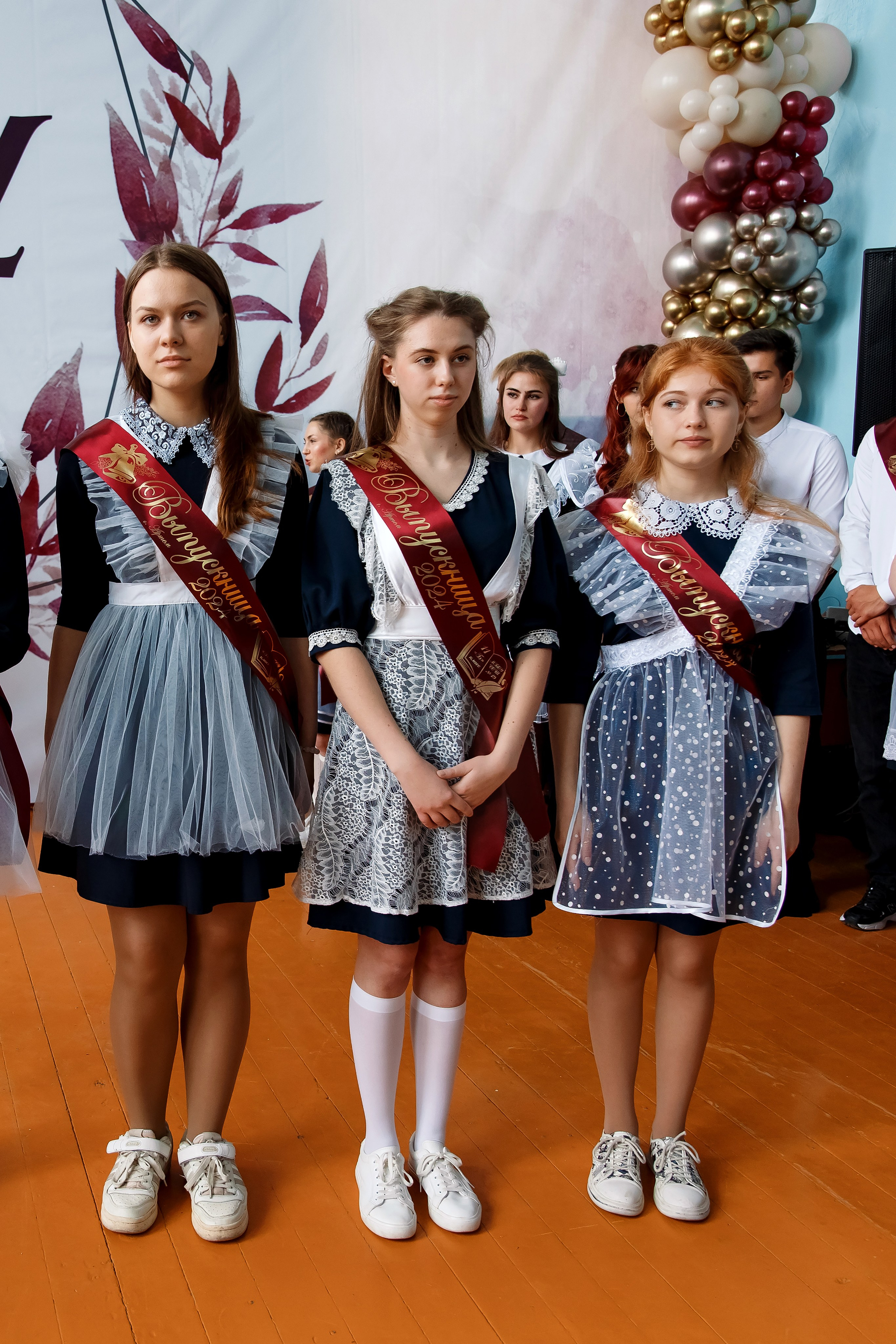 11 класс Последний звонок. Фотограф Любовь Корниенко, Примоский край