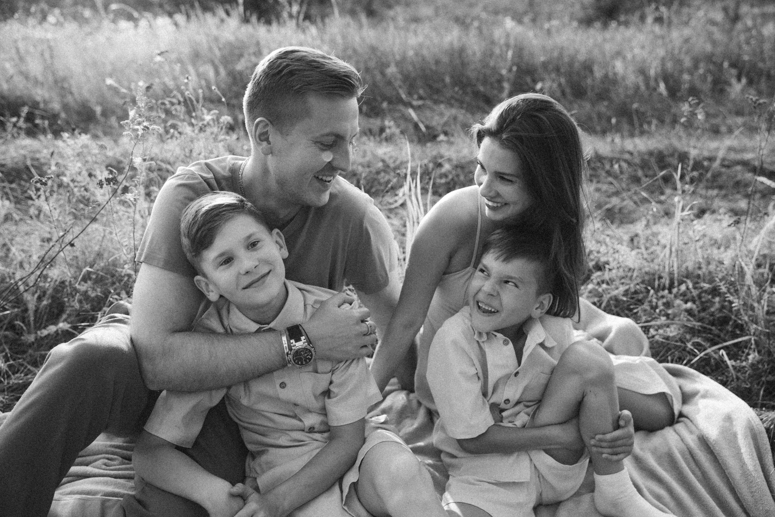 Летний вечер одной семьи. Фотограф Ульяна Дивина в Нижнем Новгороде и Нижегородской области