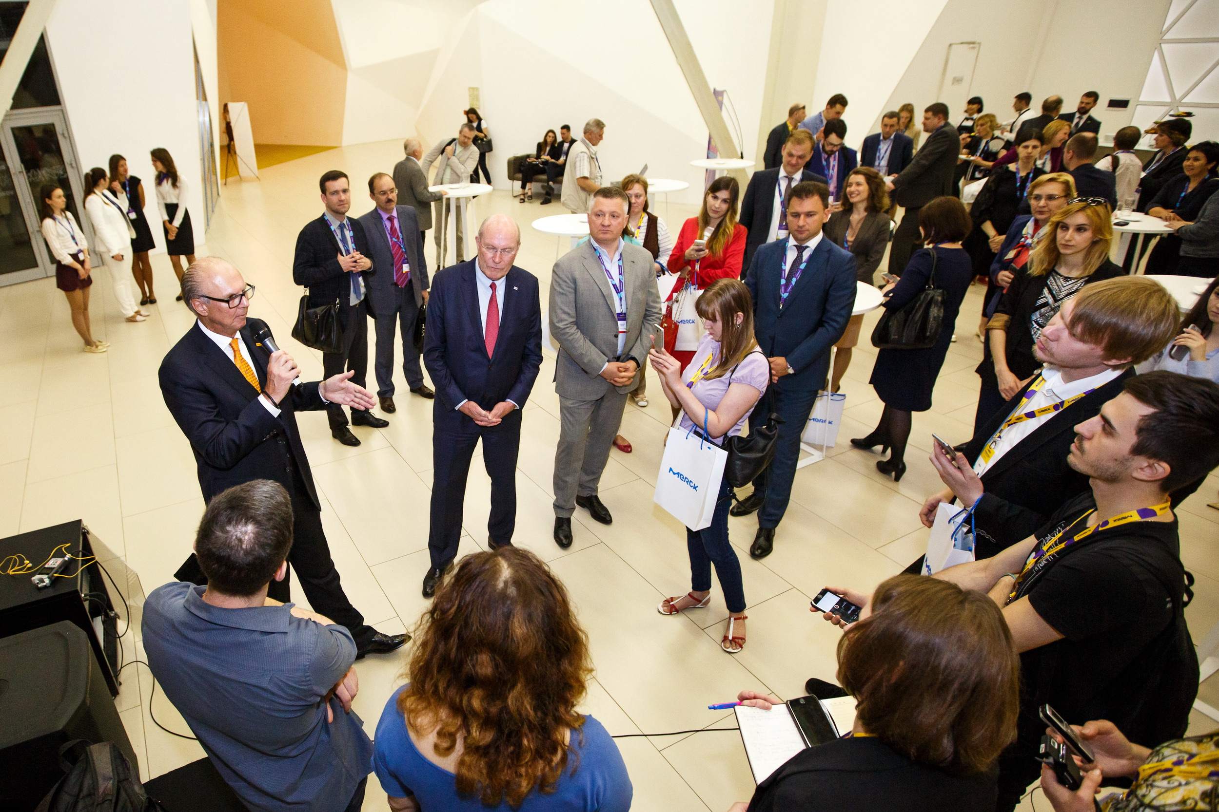 Открытие лаборатории MERCK в Технополисе. Фотограф Иван Недорез