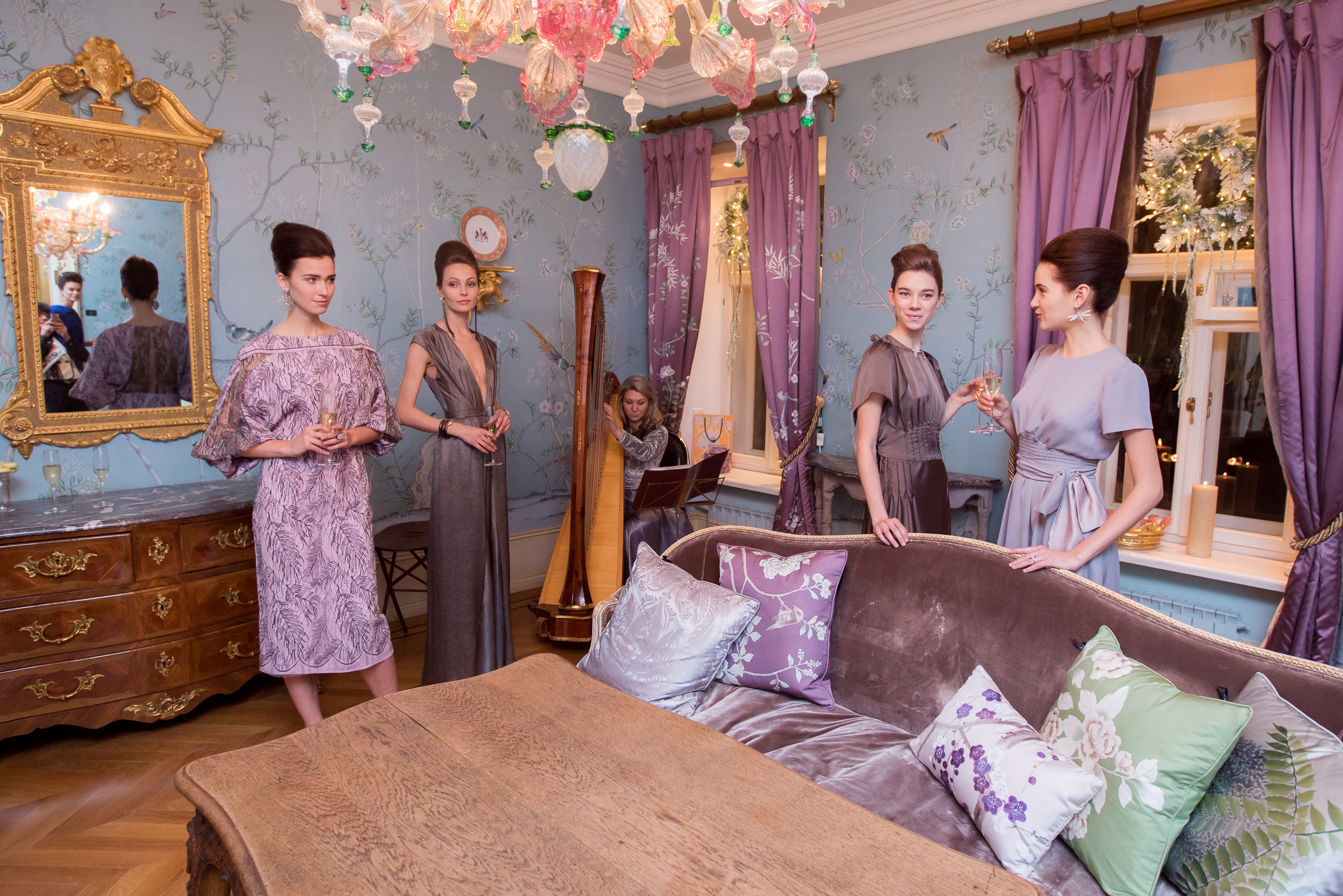 ARNGOLDT закрытый показ в салоне de Cournay. Фотограф Иван Недорез