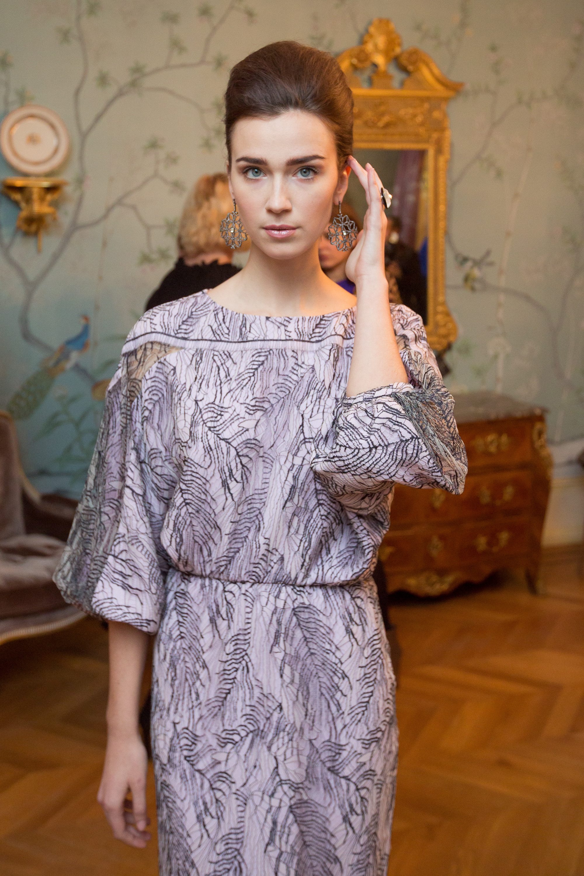 ARNGOLDT закрытый показ в салоне de Cournay. Фотограф Иван Недорез