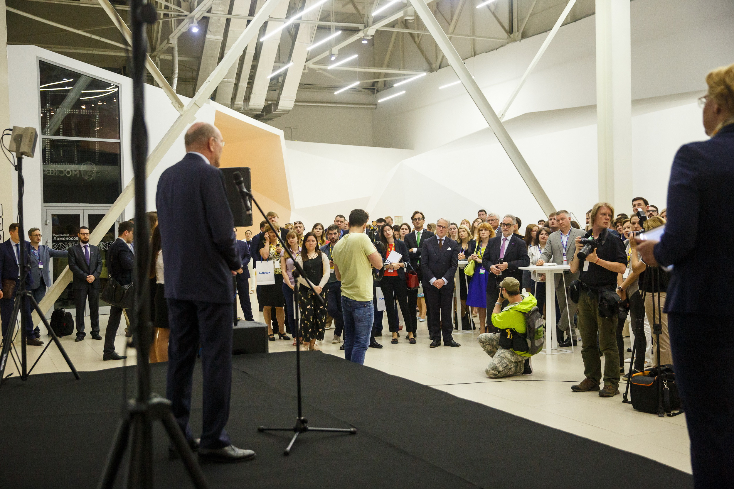 Открытие лаборатории MERCK в Технополисе. Фотограф Иван Недорез