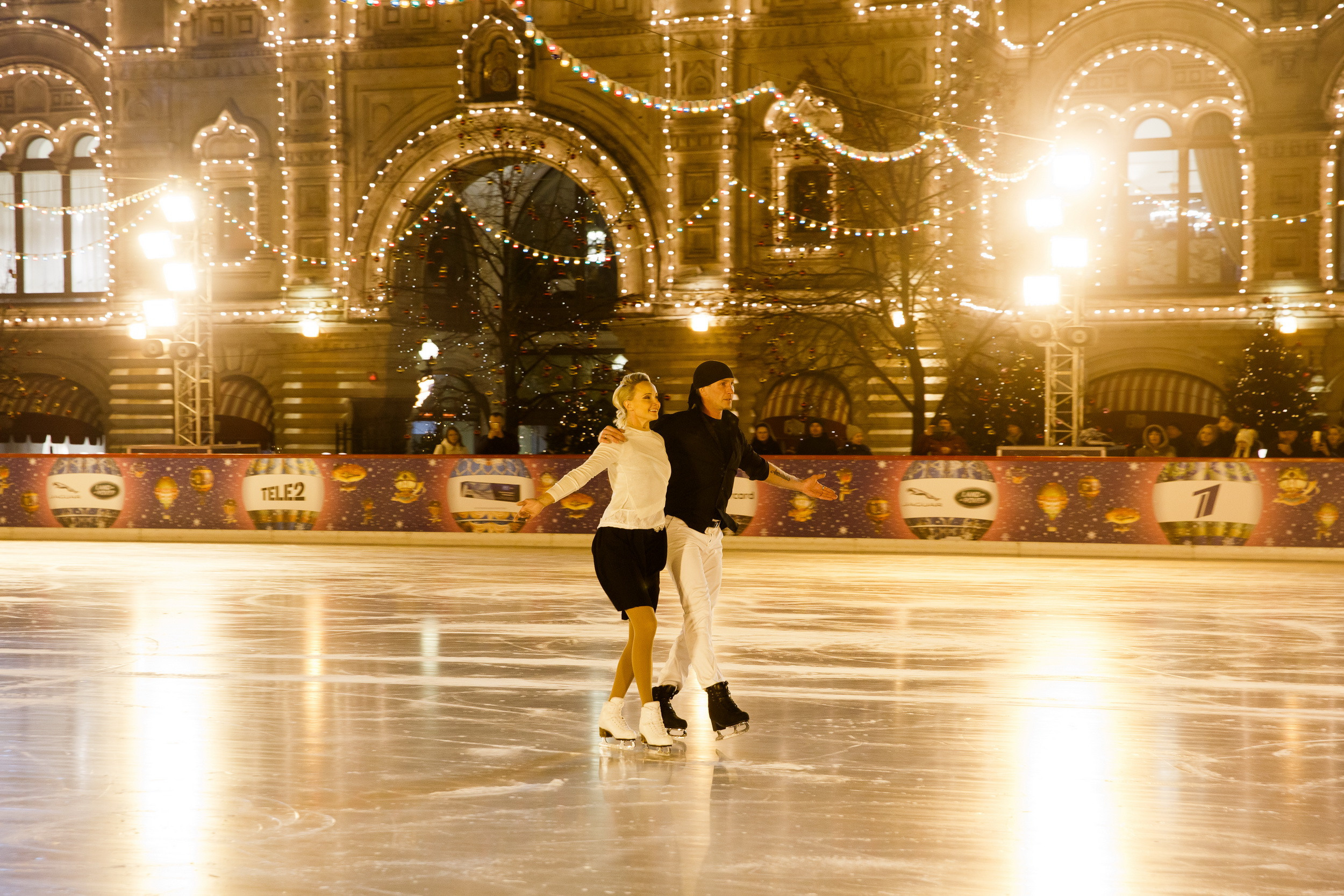 MasterCard Бесценные города на катке ГУМ. Фотограф Иван Недорез