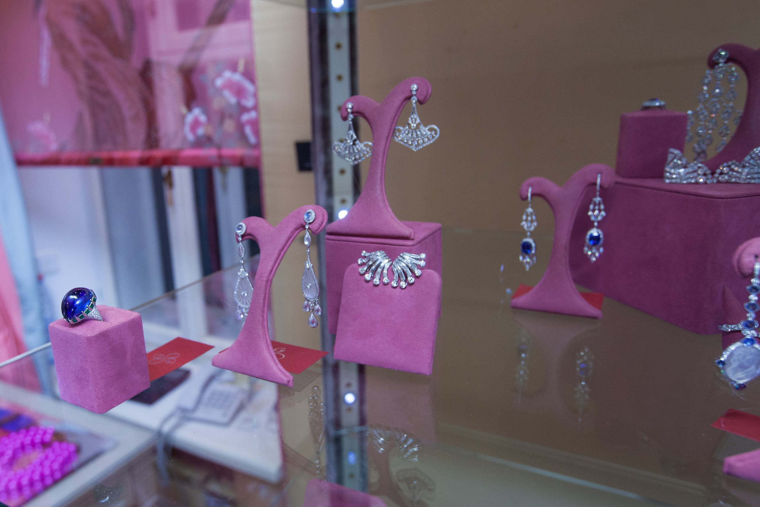 ARNGOLDT закрытый показ в салоне de Cournay. Фотограф Иван Недорез