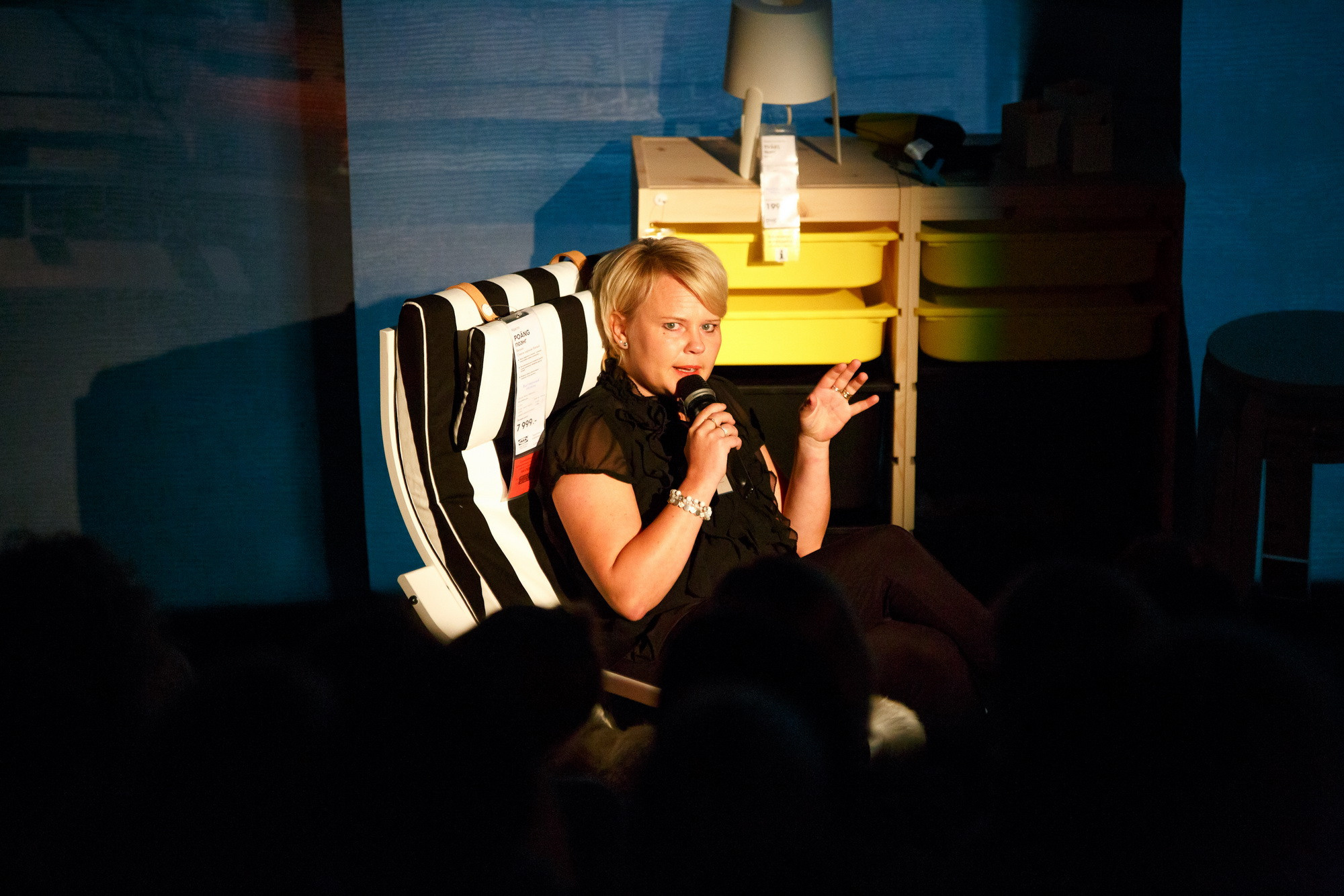 Презентация нового каталога IKEA 2018 в театре Современник. Фотограф Иван Недорез