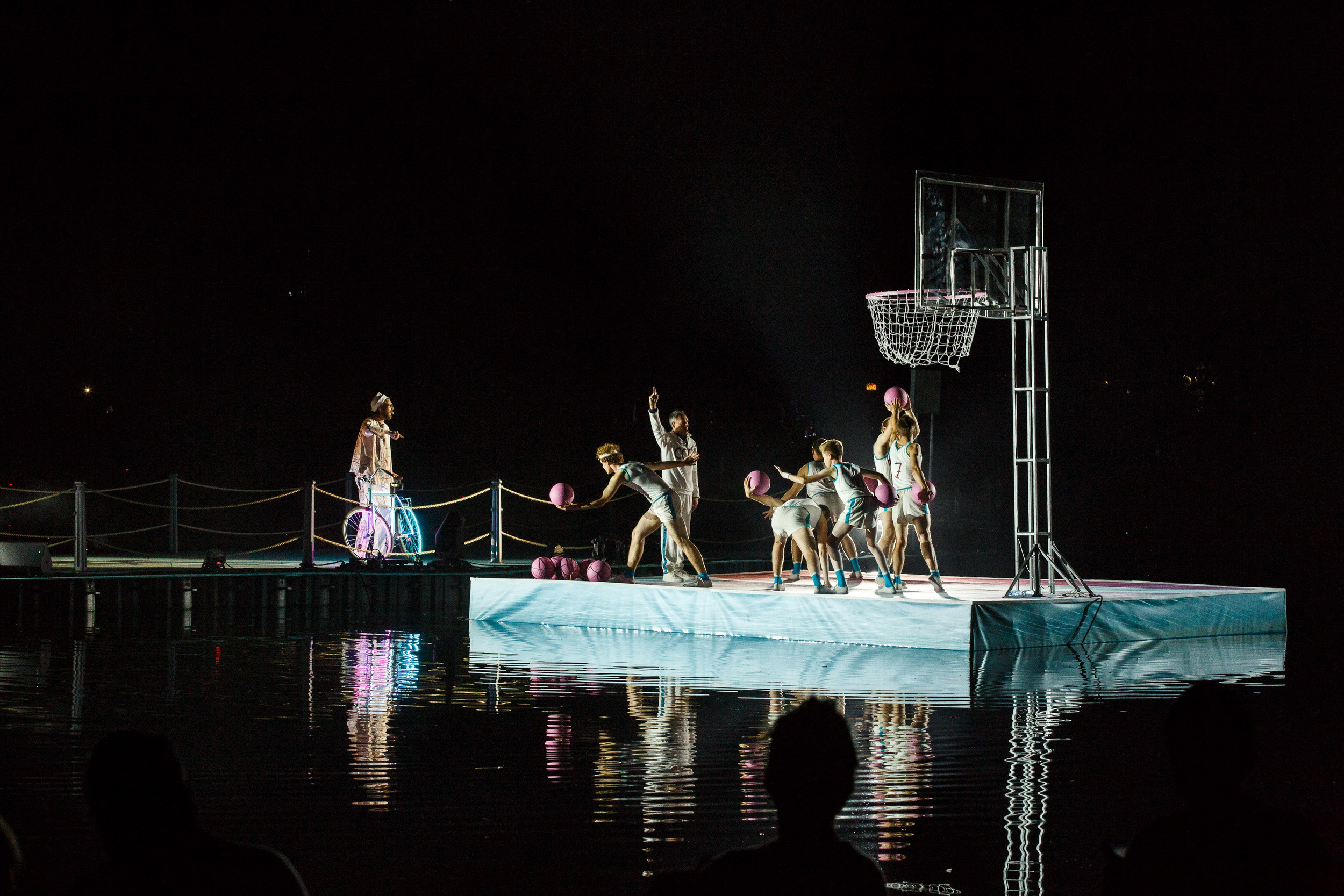 Beeline в Парке Горького. Фотограф Иван Недорез