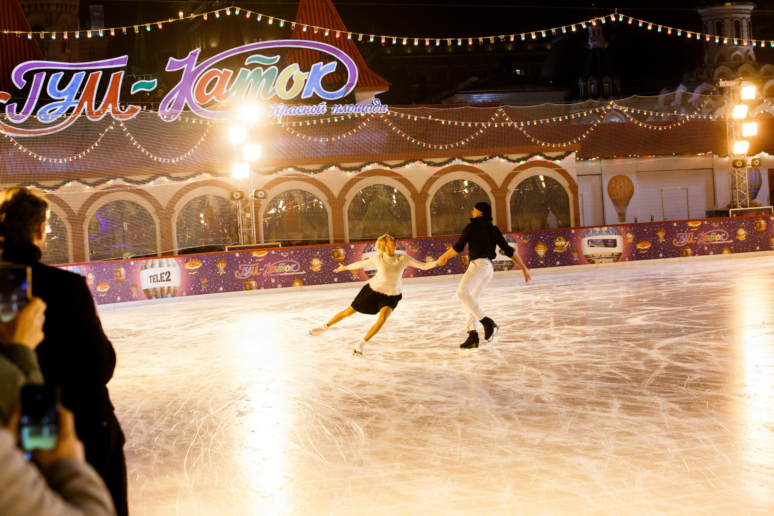 MasterCard Бесценные города на катке ГУМ. Фотограф Иван Недорез