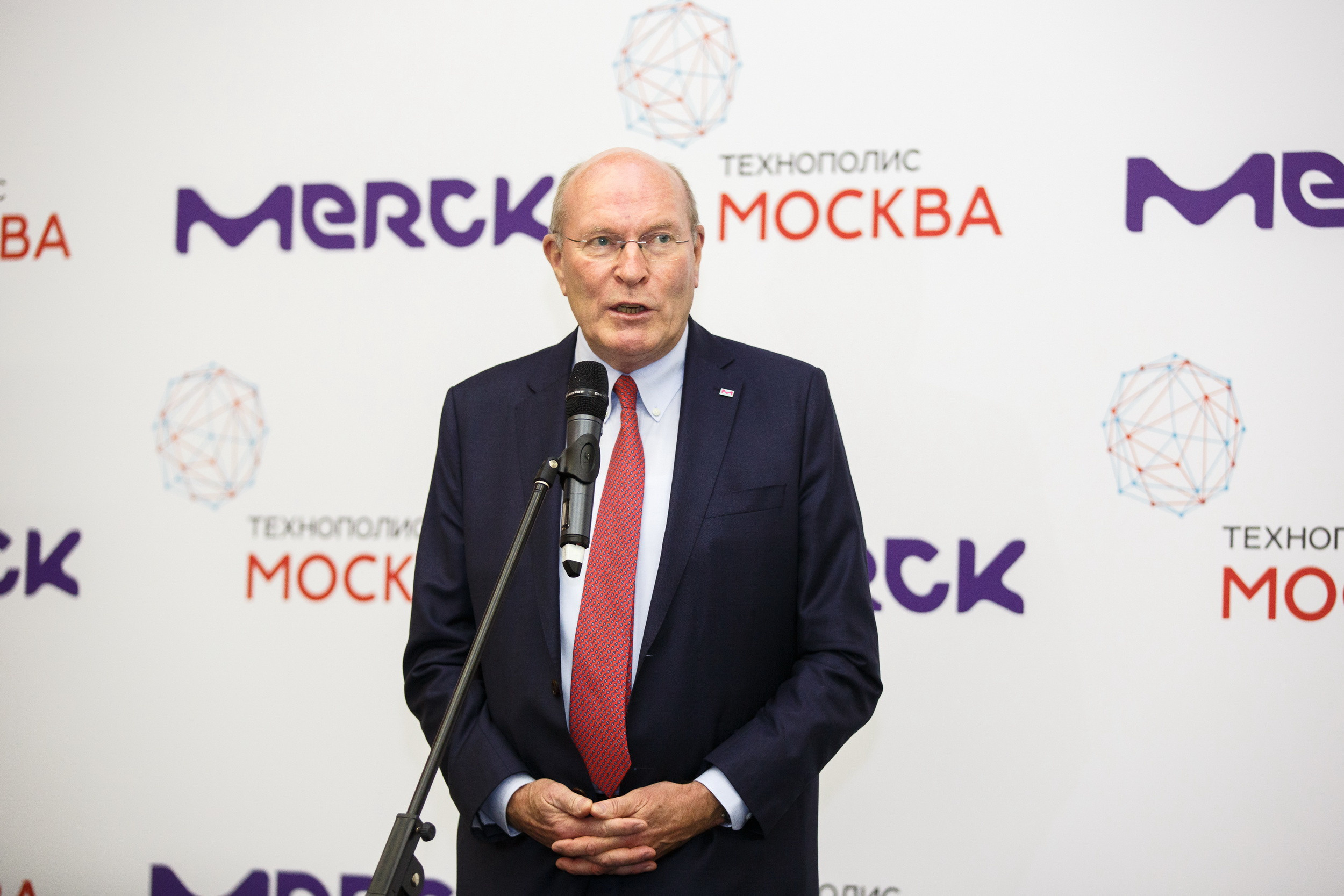 Открытие лаборатории MERCK в Технополисе. Фотограф Иван Недорез