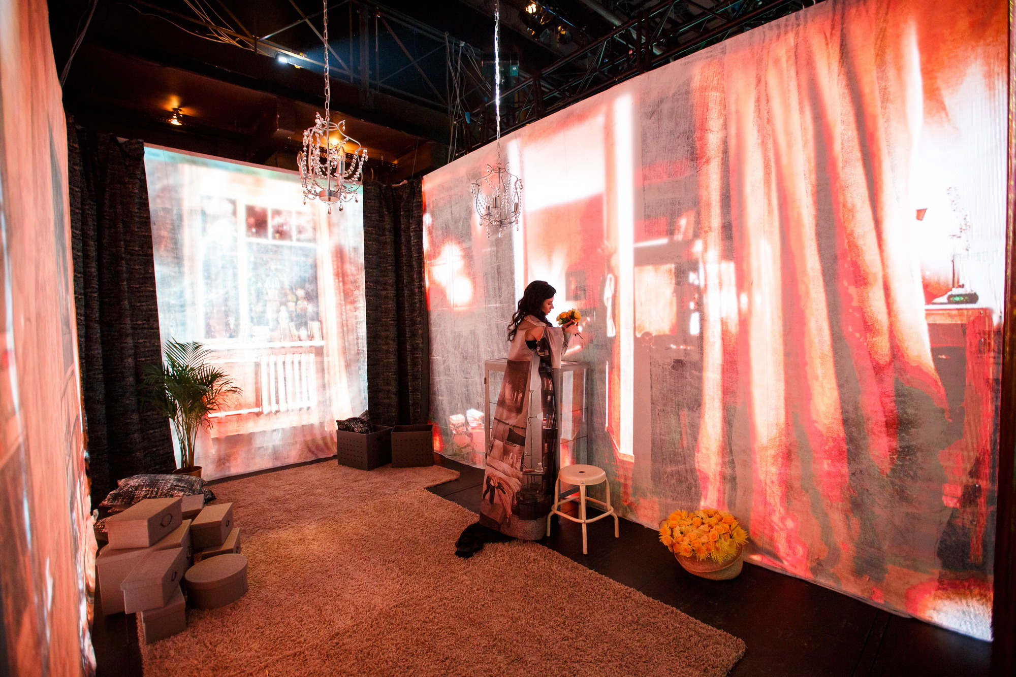 Презентация нового каталога IKEA 2018 в театре Современник. Фотограф Иван Недорез