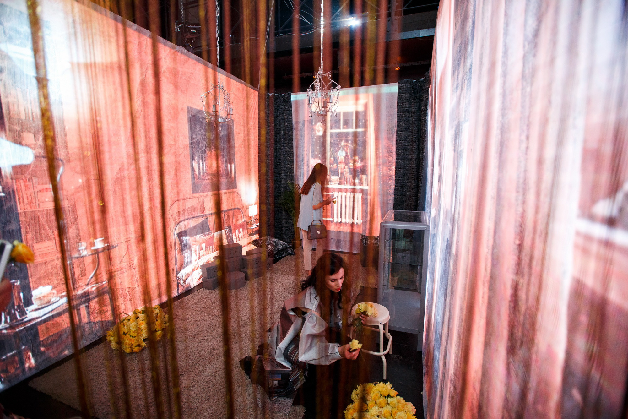 Презентация нового каталога IKEA 2018 в театре Современник. Фотограф Иван Недорез